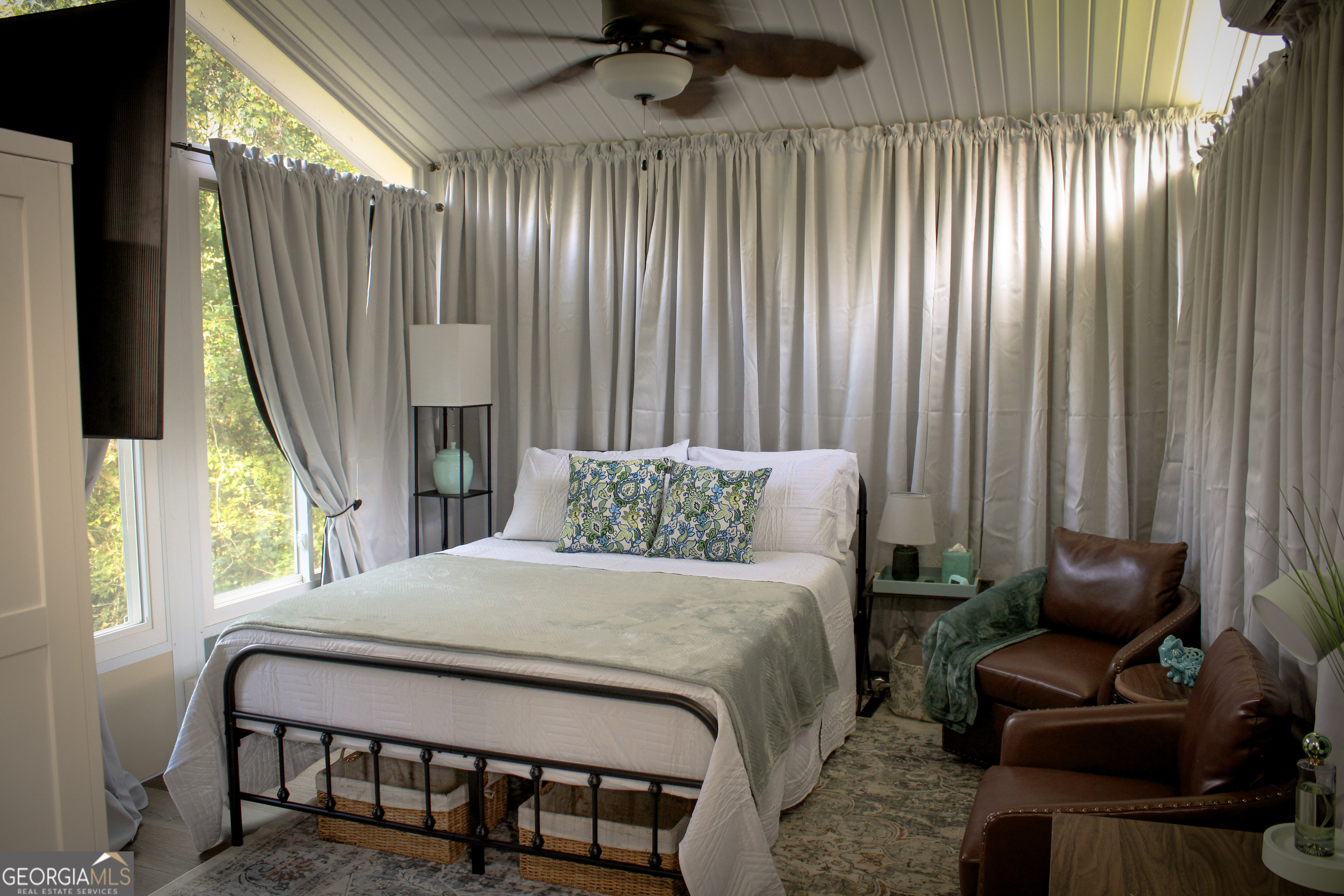 2732 River Tree Drive