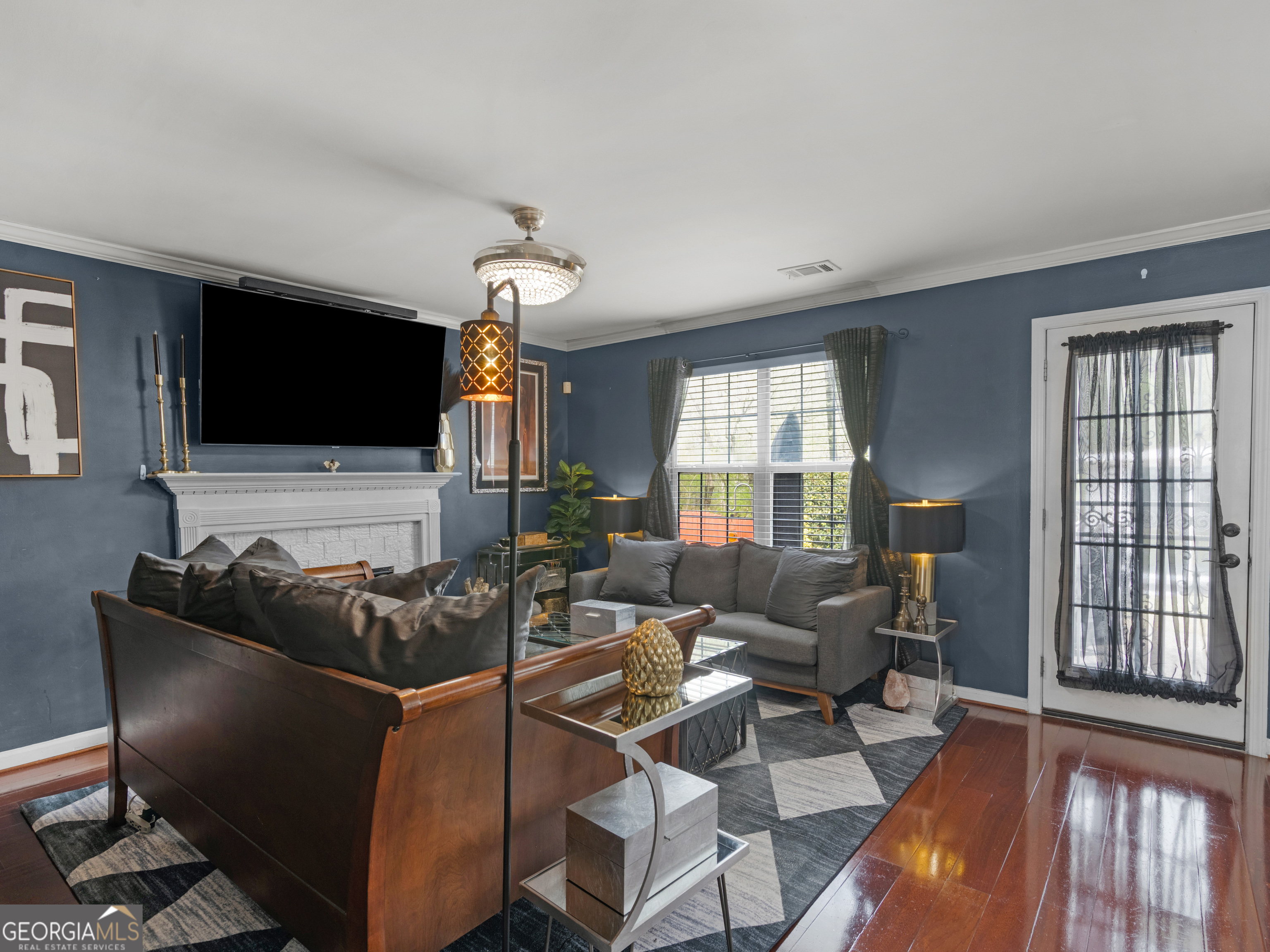 2732 River Tree Drive