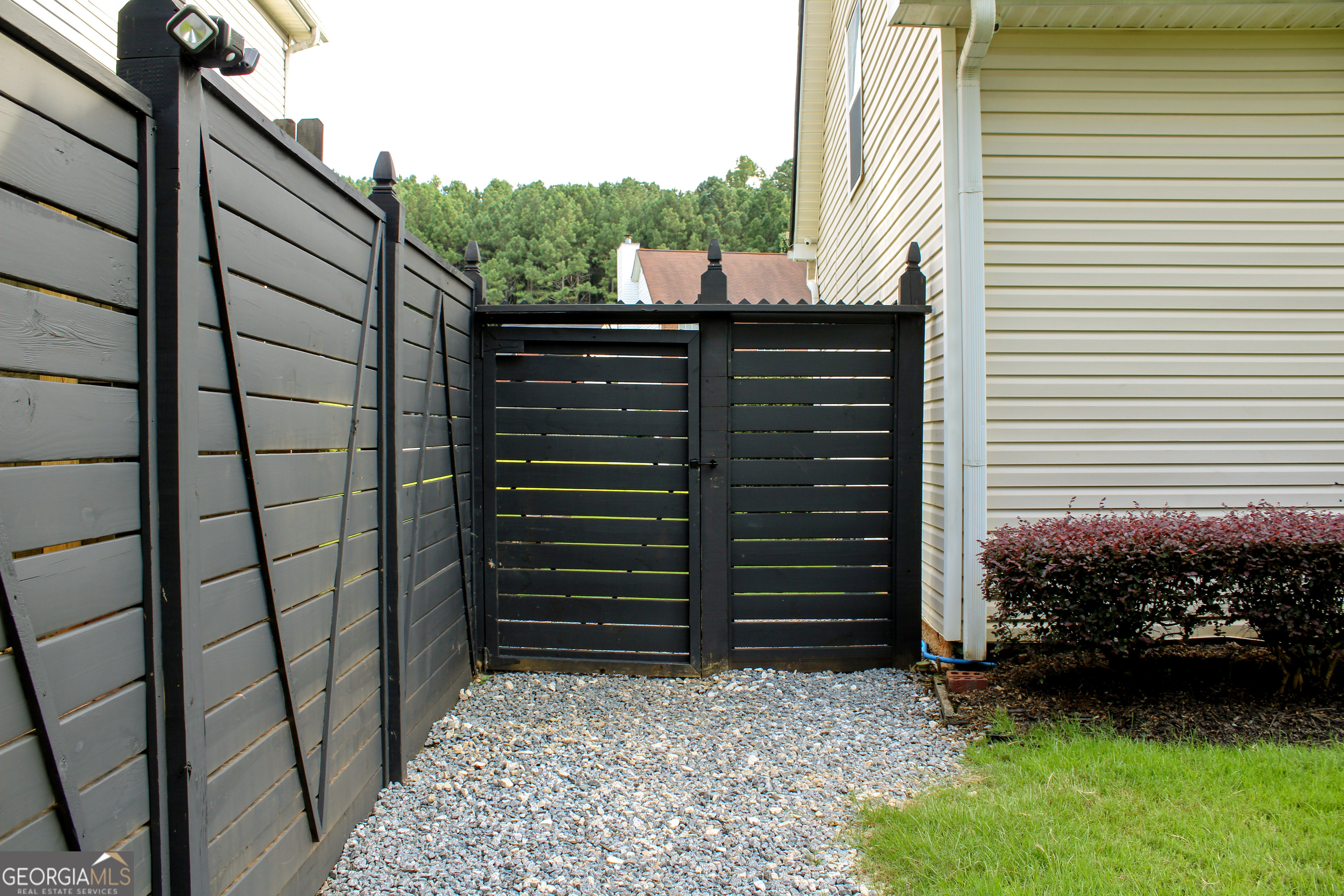 2732 River Tree Drive