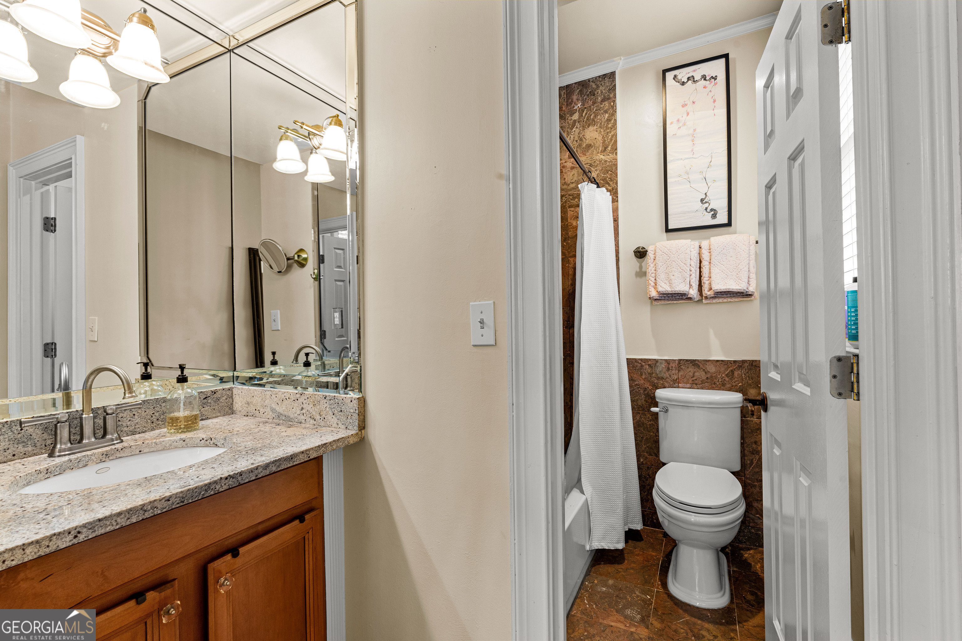 2840 Peachtree Road NE # 311