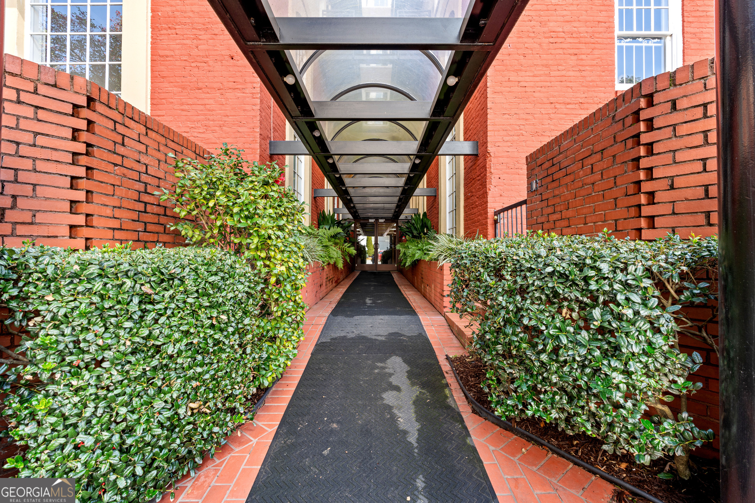 2840 Peachtree Road NE # 311
