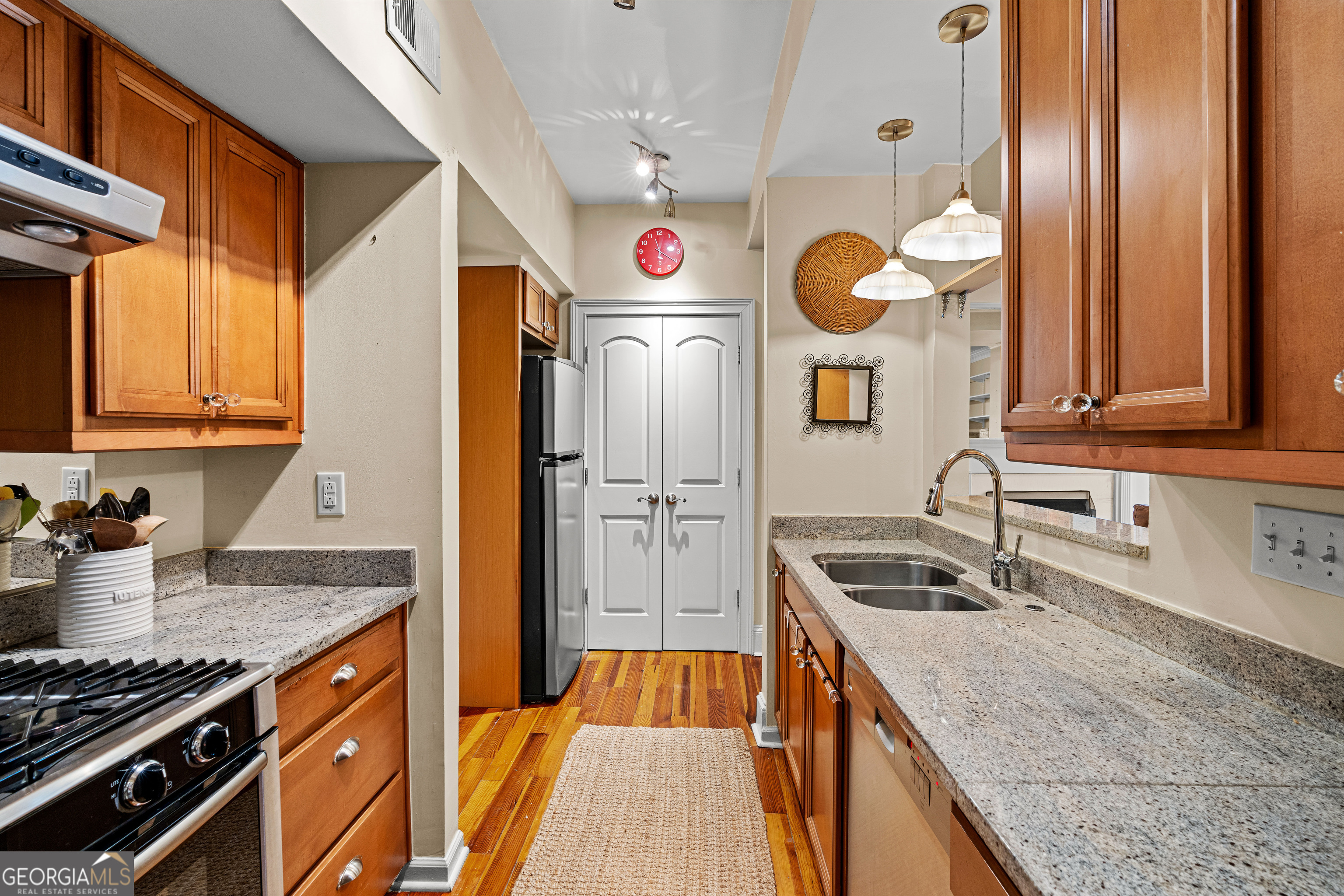 2840 Peachtree Road NE # 311