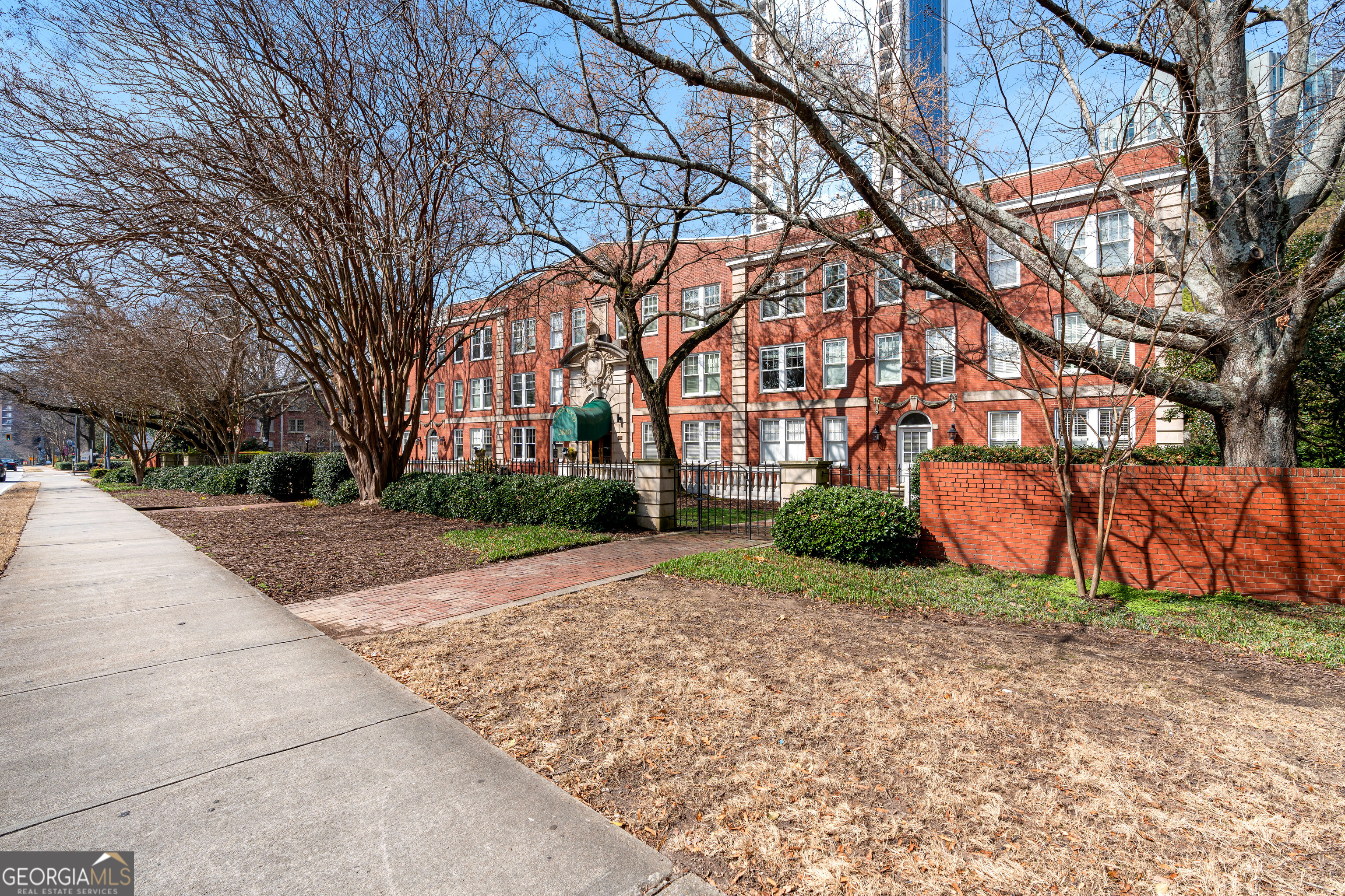 2840 Peachtree Road NE # 311