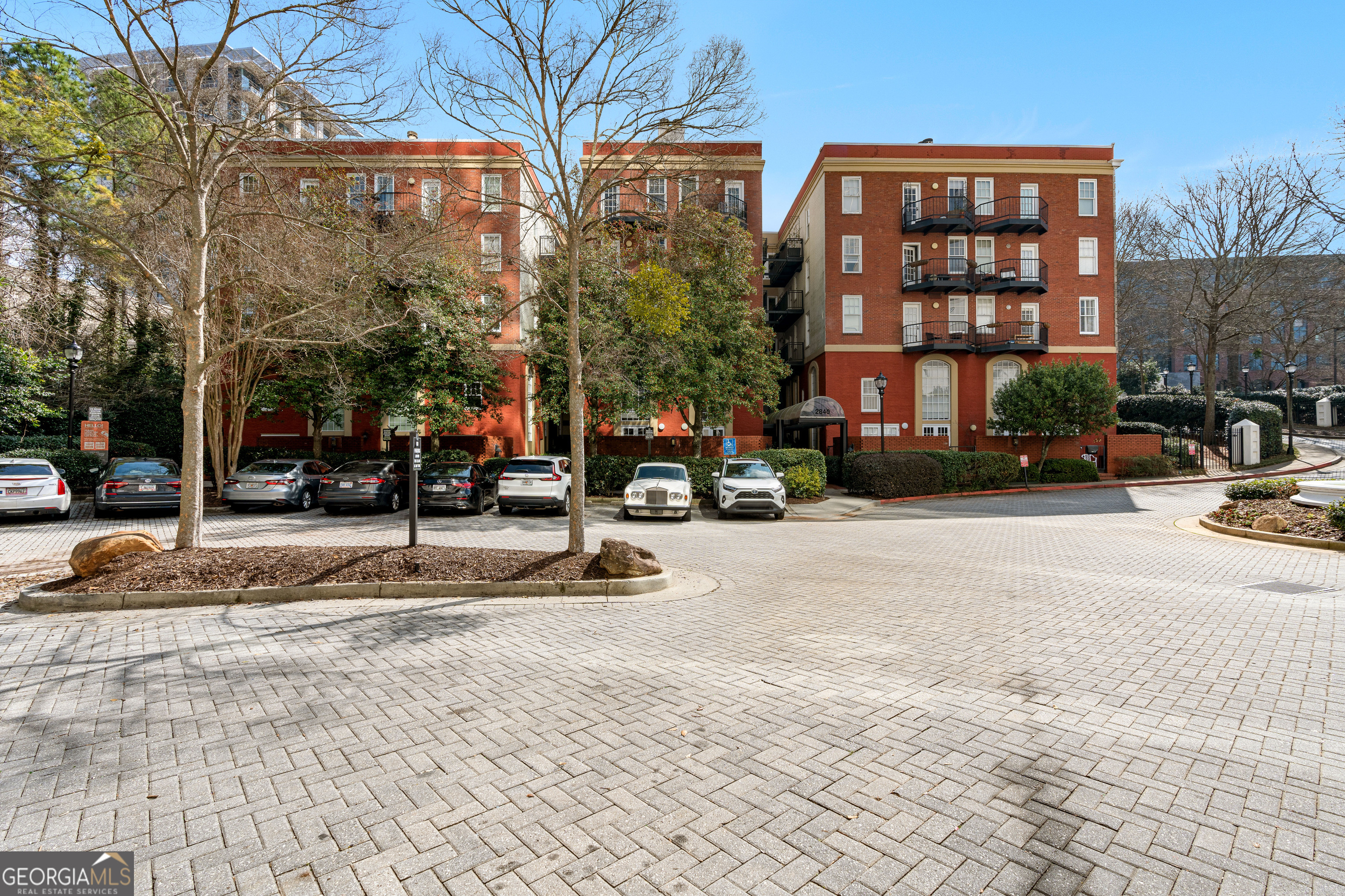 2840 Peachtree Road NE # 311