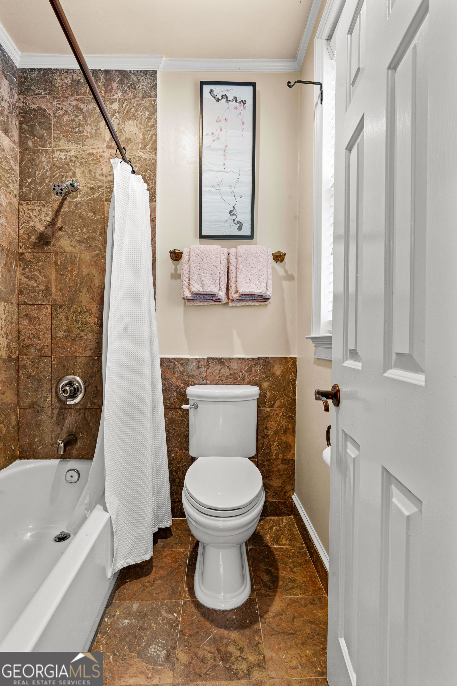 2840 Peachtree Road NE # 311