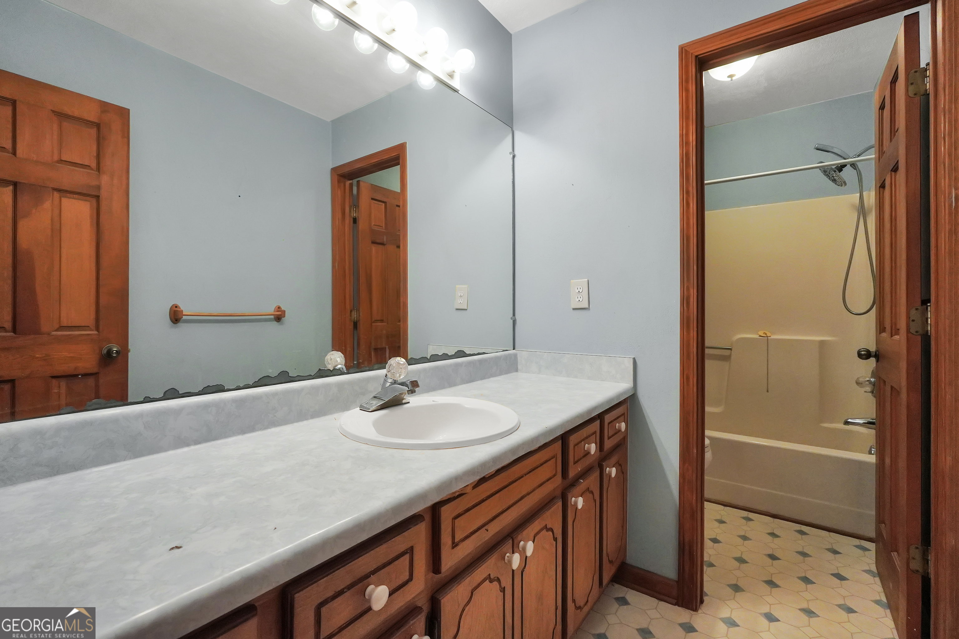 135 Springvalley Way