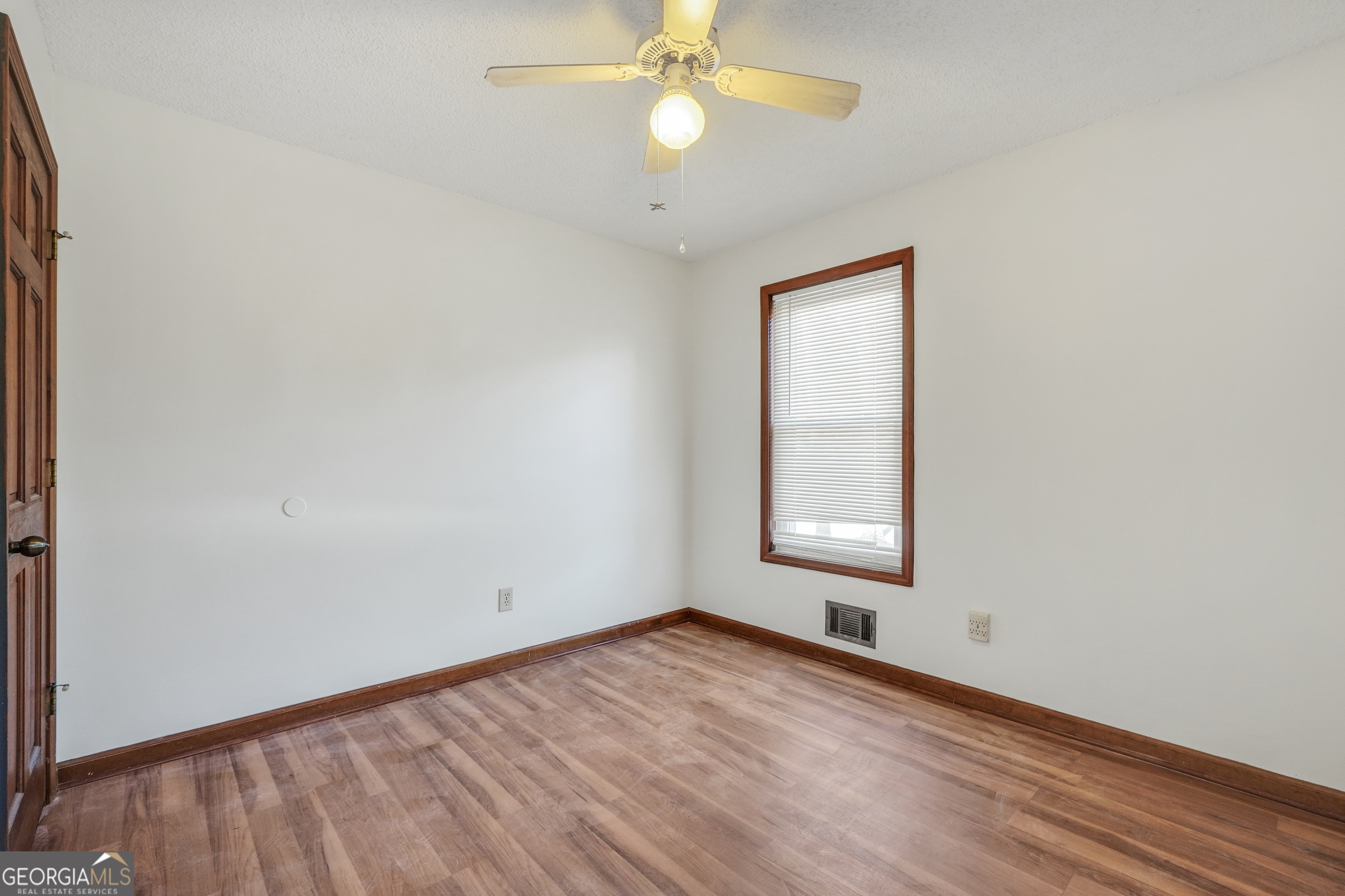 135 Springvalley Way