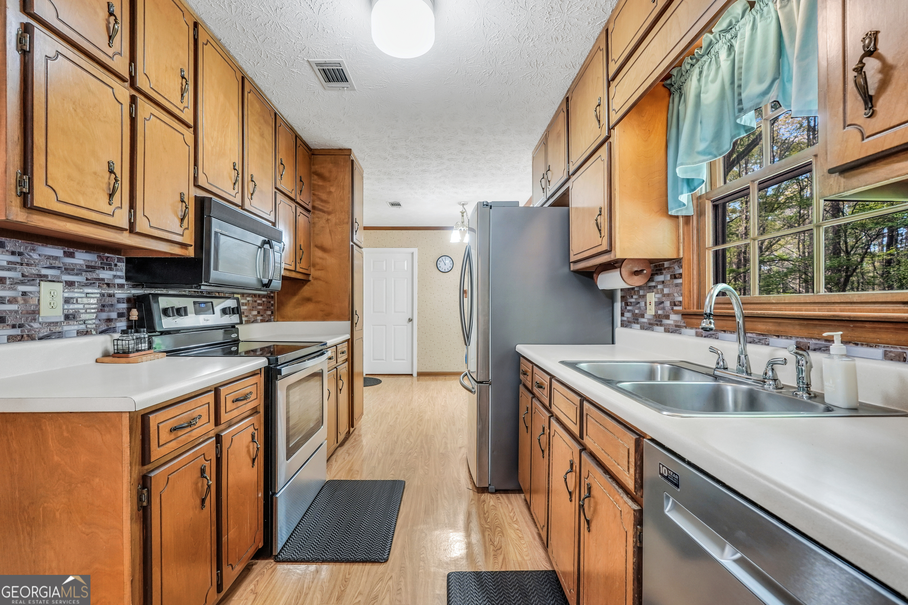 102 Steeplechase Drive