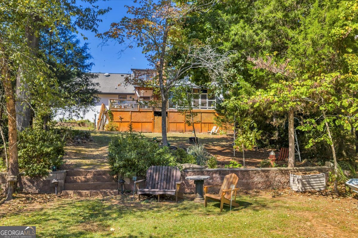 5011 SE West Lake Drive