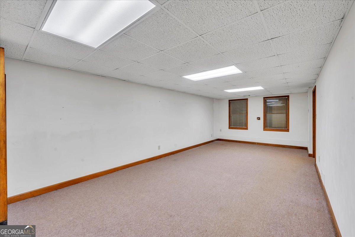 5011 SE West Lake Drive