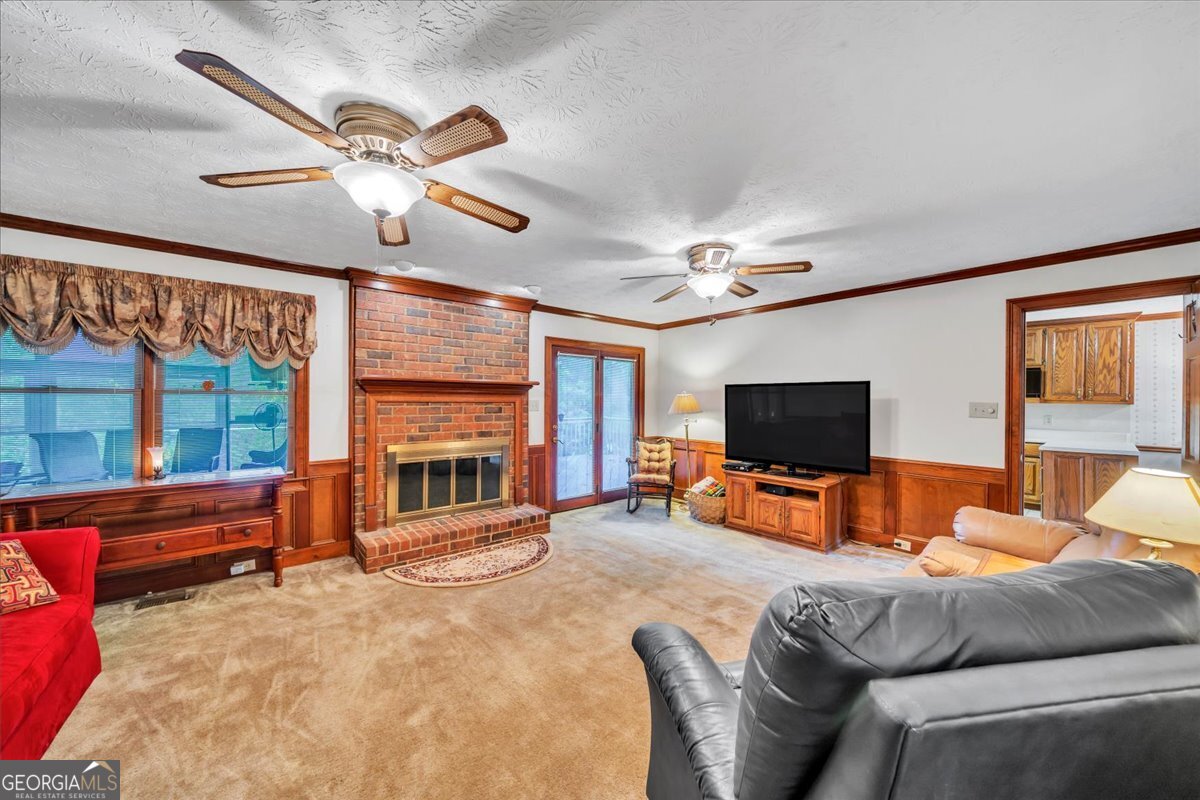 5011 SE West Lake Drive