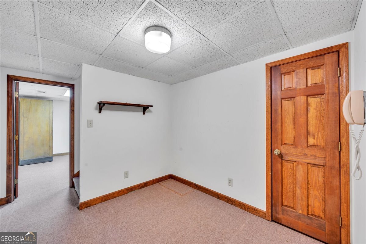 5011 SE West Lake Drive