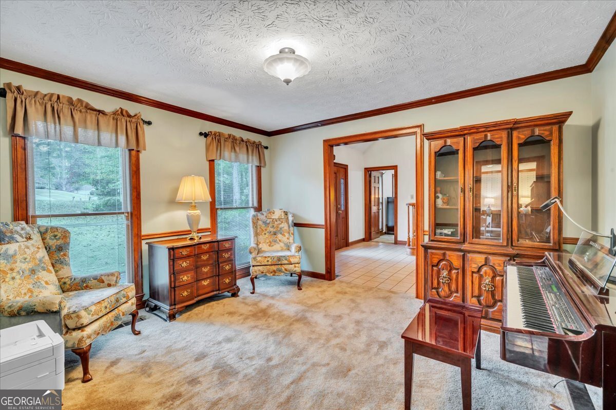 5011 SE West Lake Drive