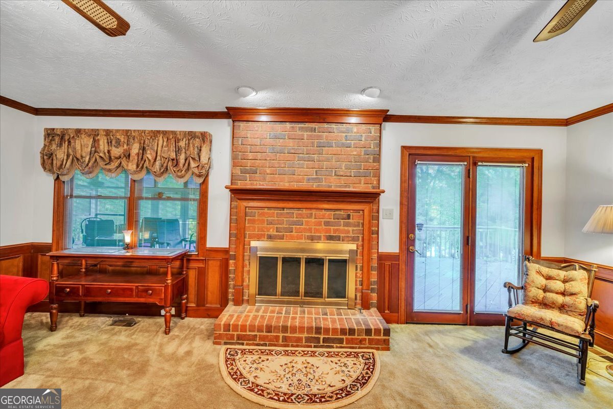 5011 SE West Lake Drive