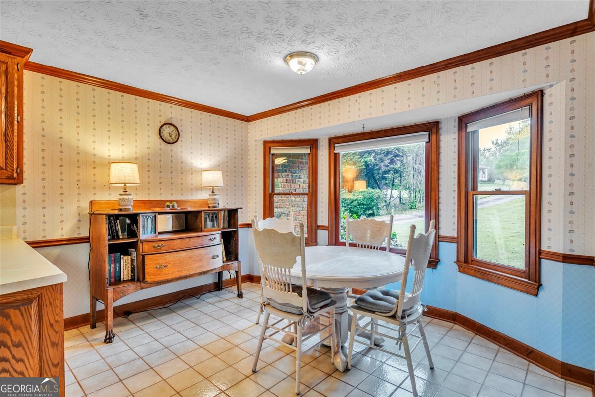 5011 SE West Lake Drive