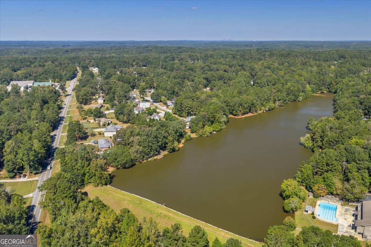 5011 SE West Lake Drive