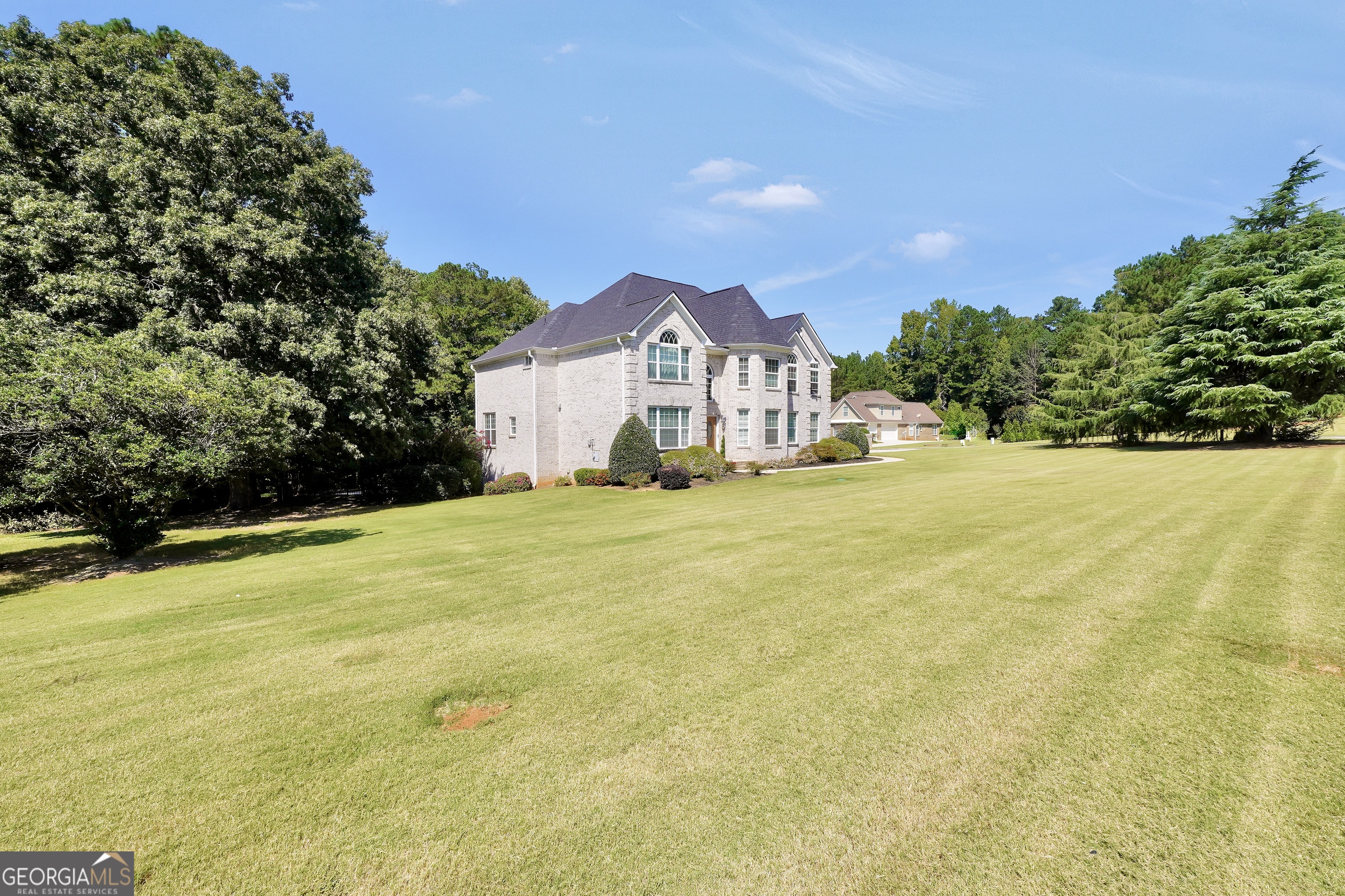 1202 Persimmon Way