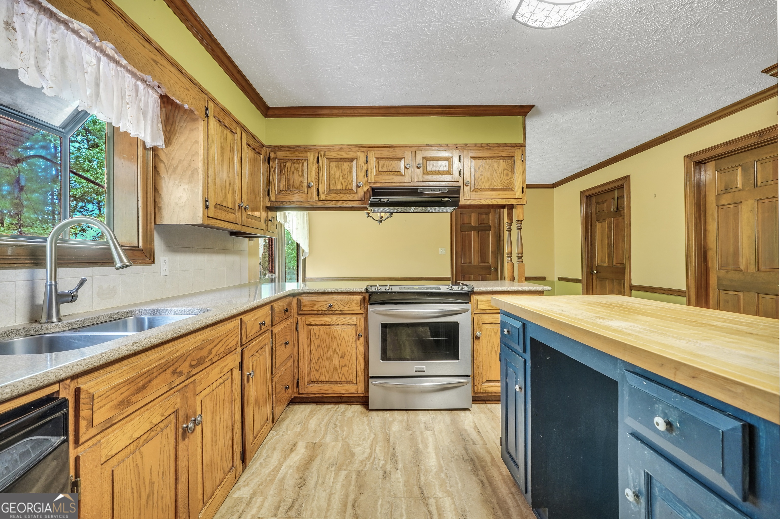 314 Winding Stream Trail SW