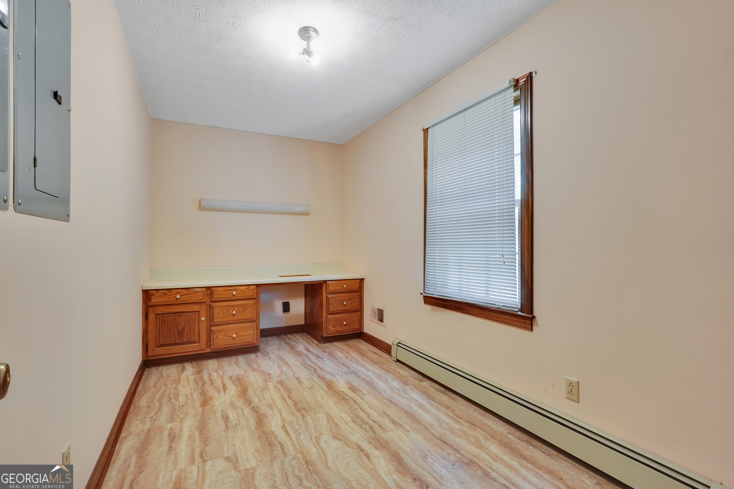 314 Winding Stream Trail SW