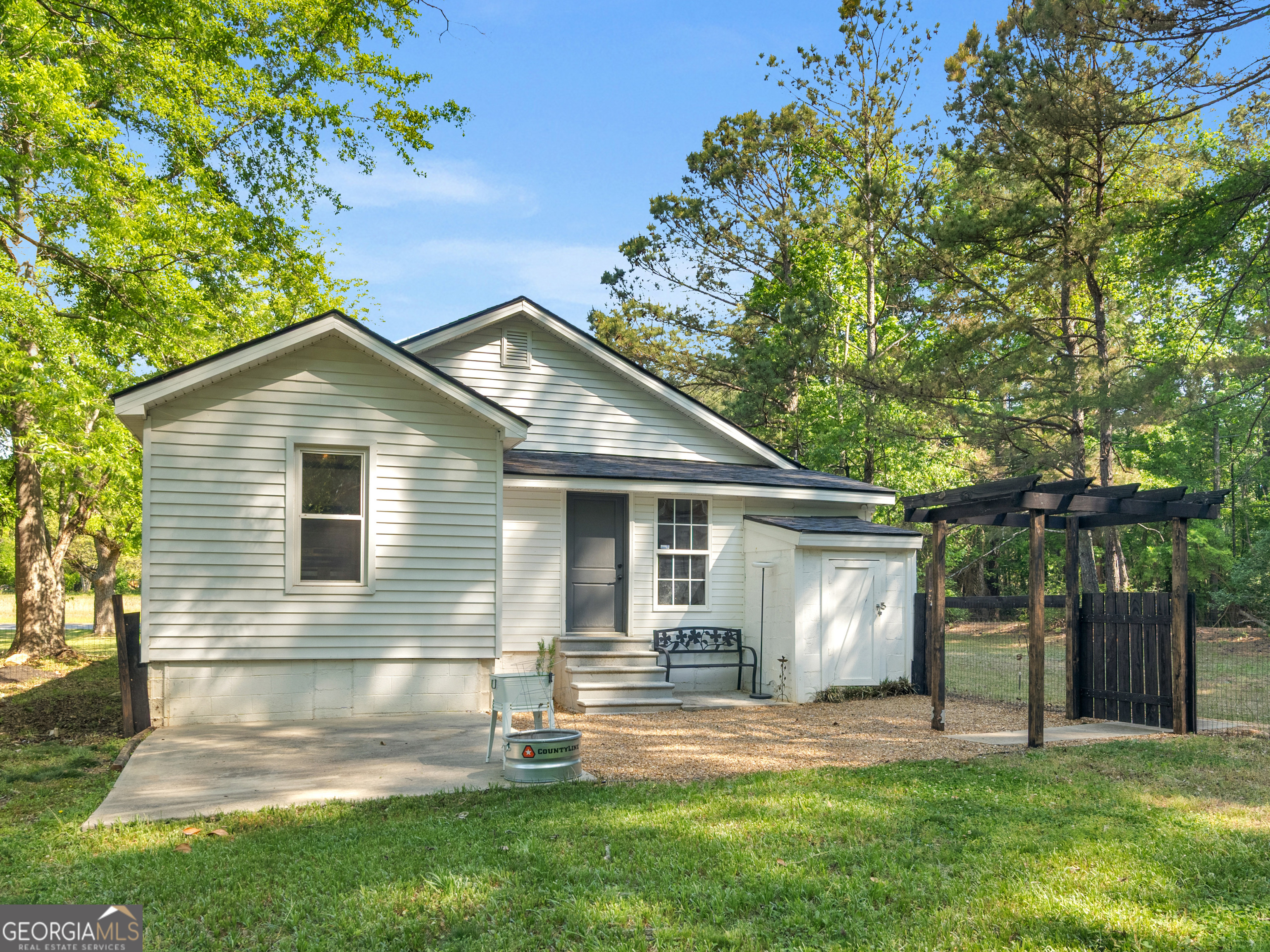 91 Walt Sanders Road