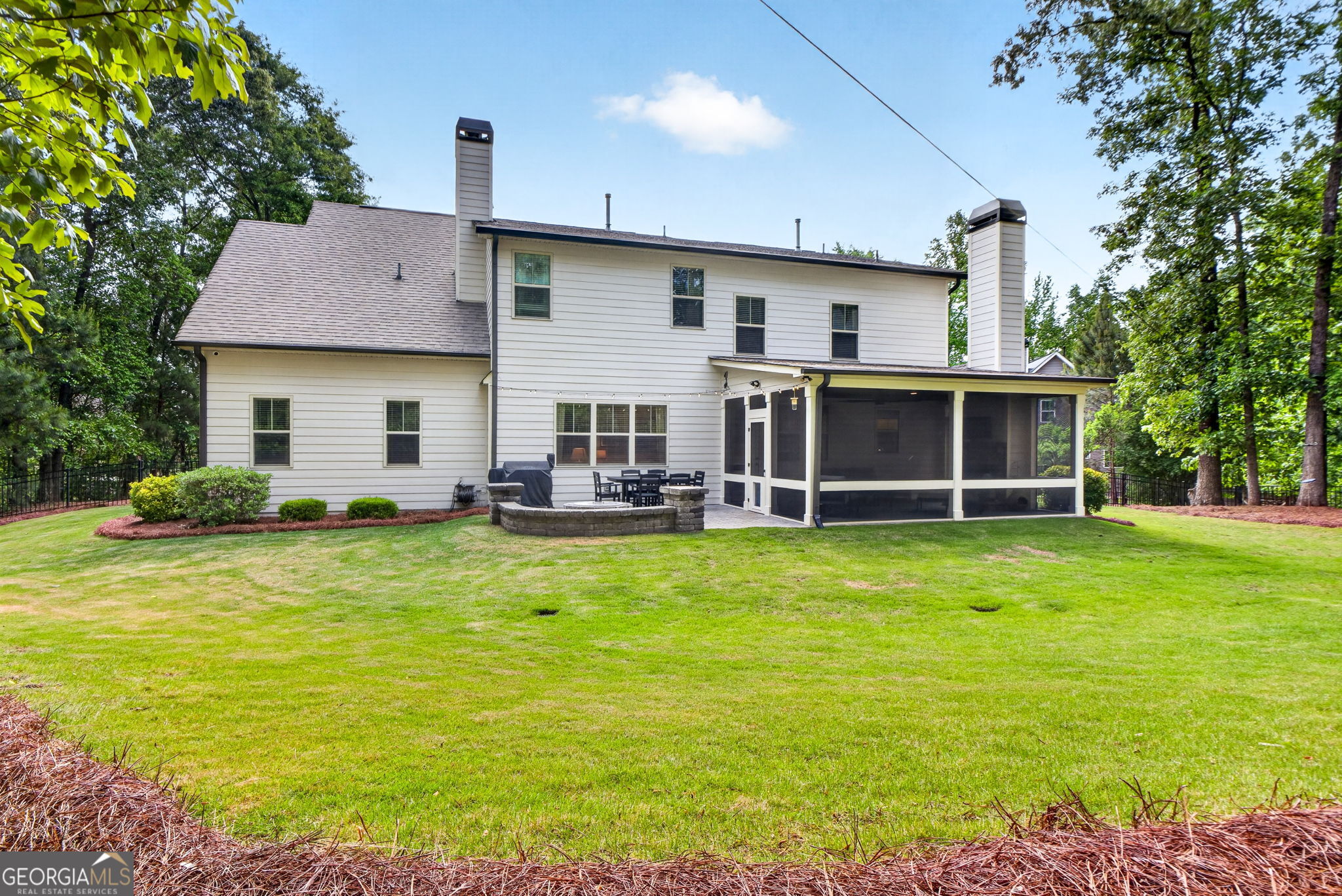 41 W Shore Trace