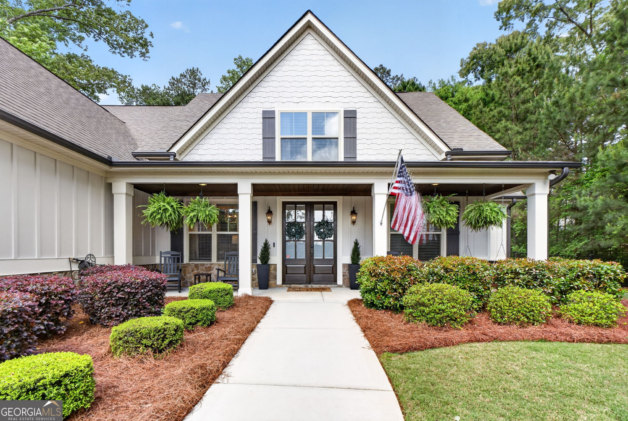 41 W Shore Trace