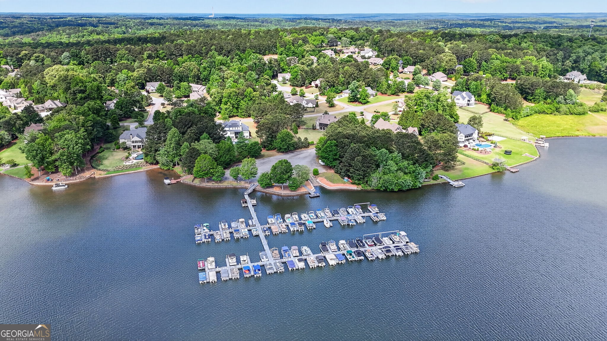 41 W Shore Trace