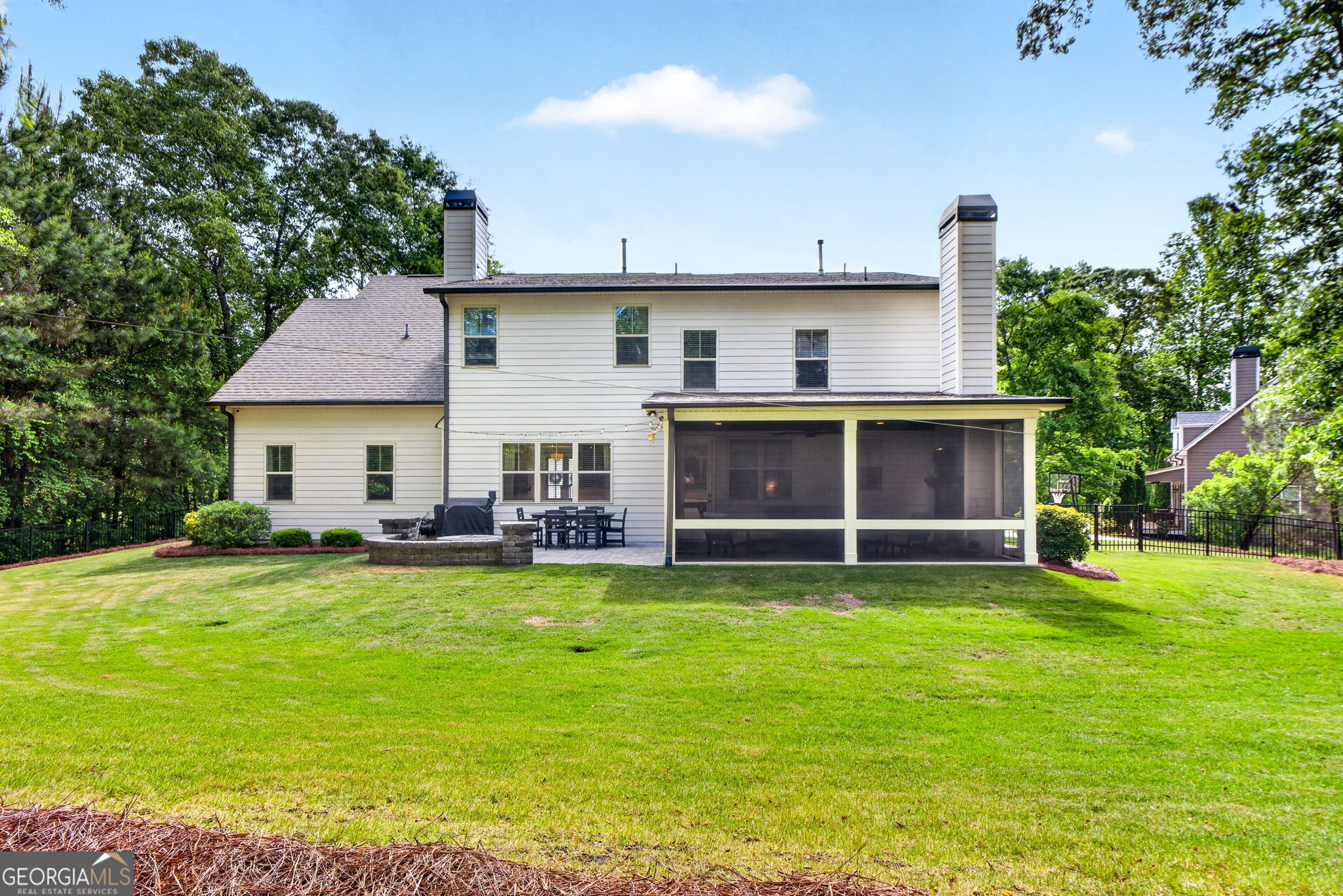 41 W Shore Trace