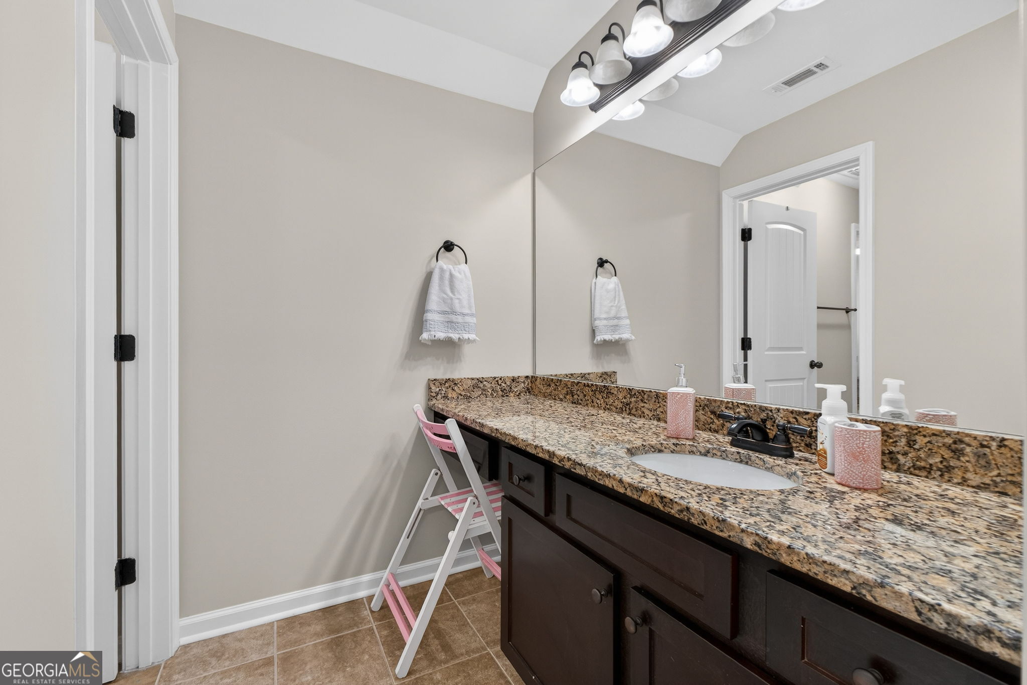 137 Caraway Road