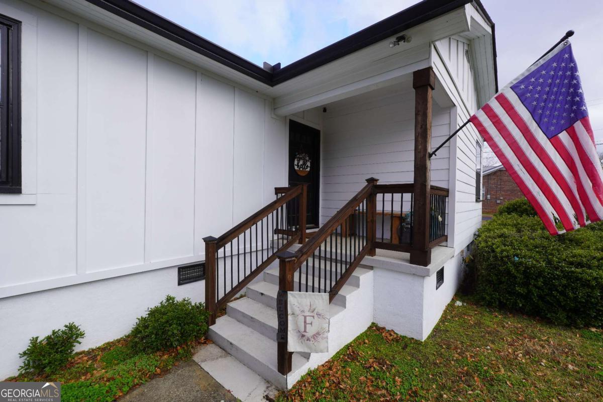 121 Mimosa Drive