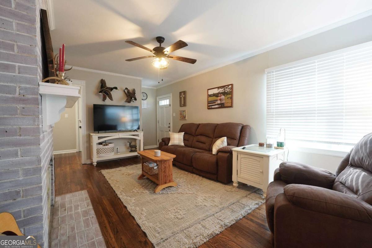 121 Mimosa Drive
