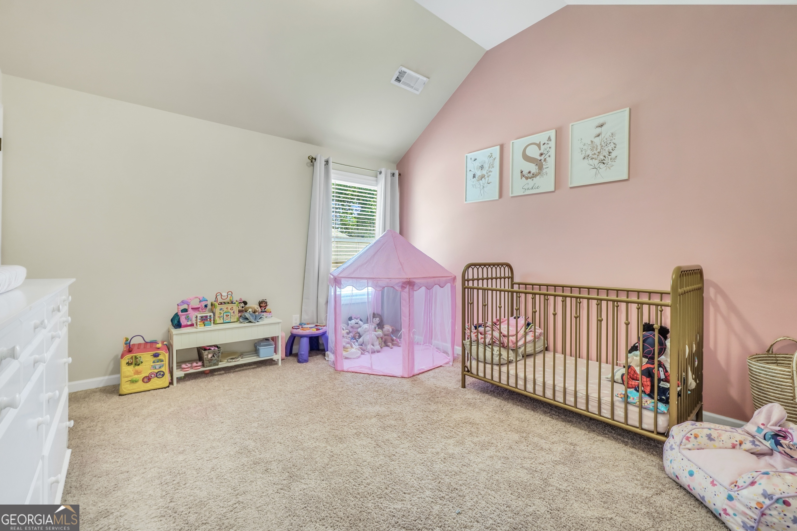 482 Louise Way