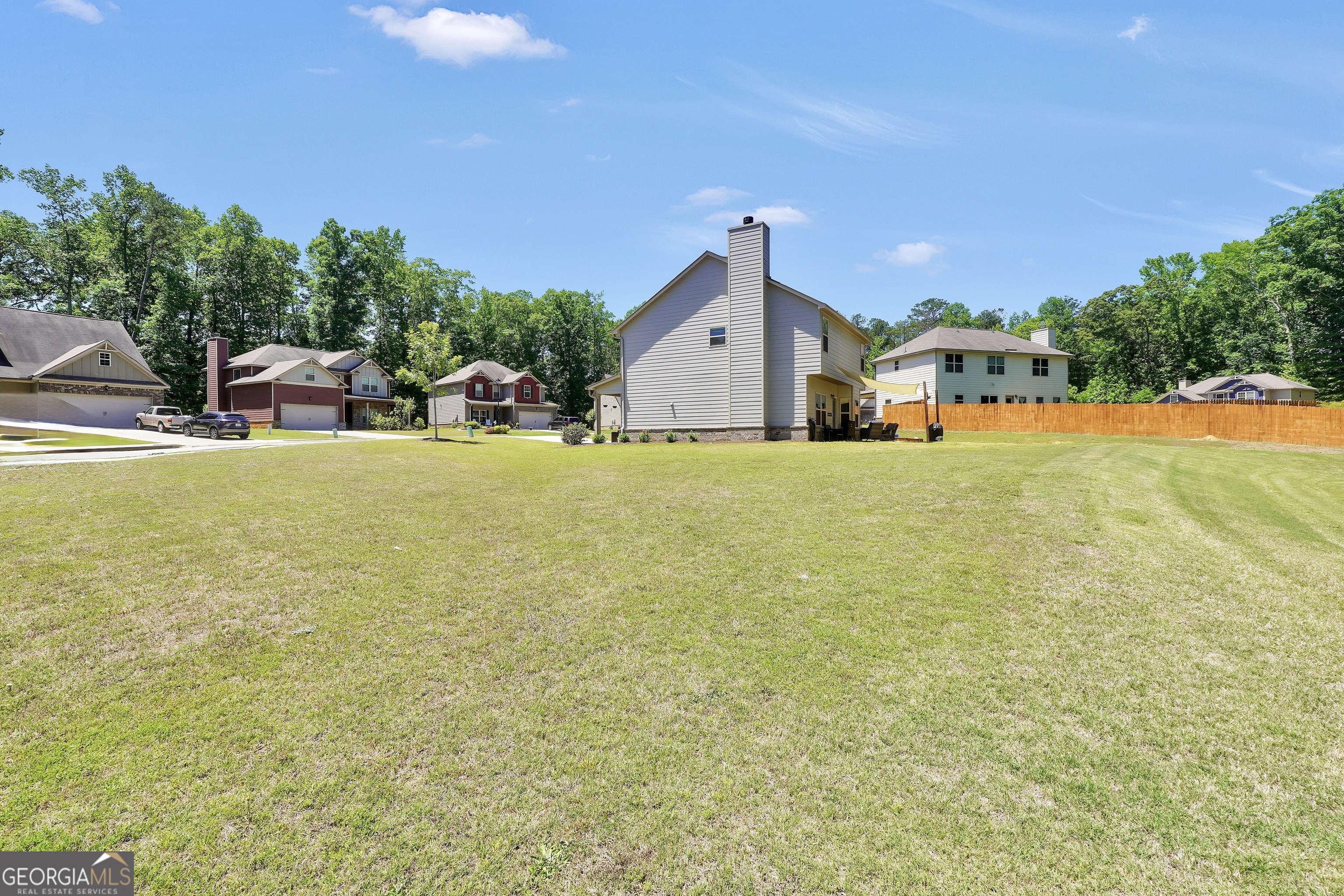482 Louise Way