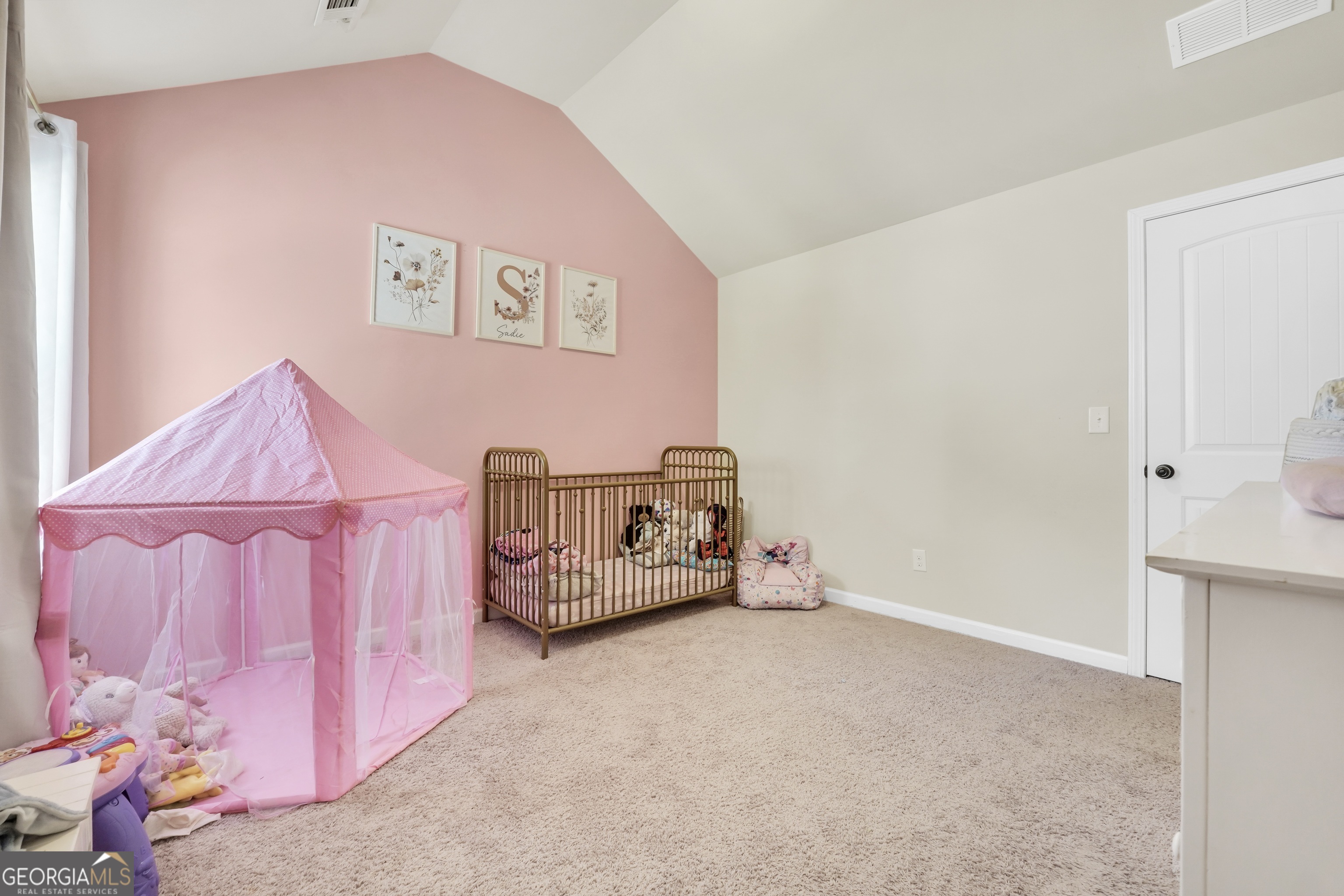 482 Louise Way