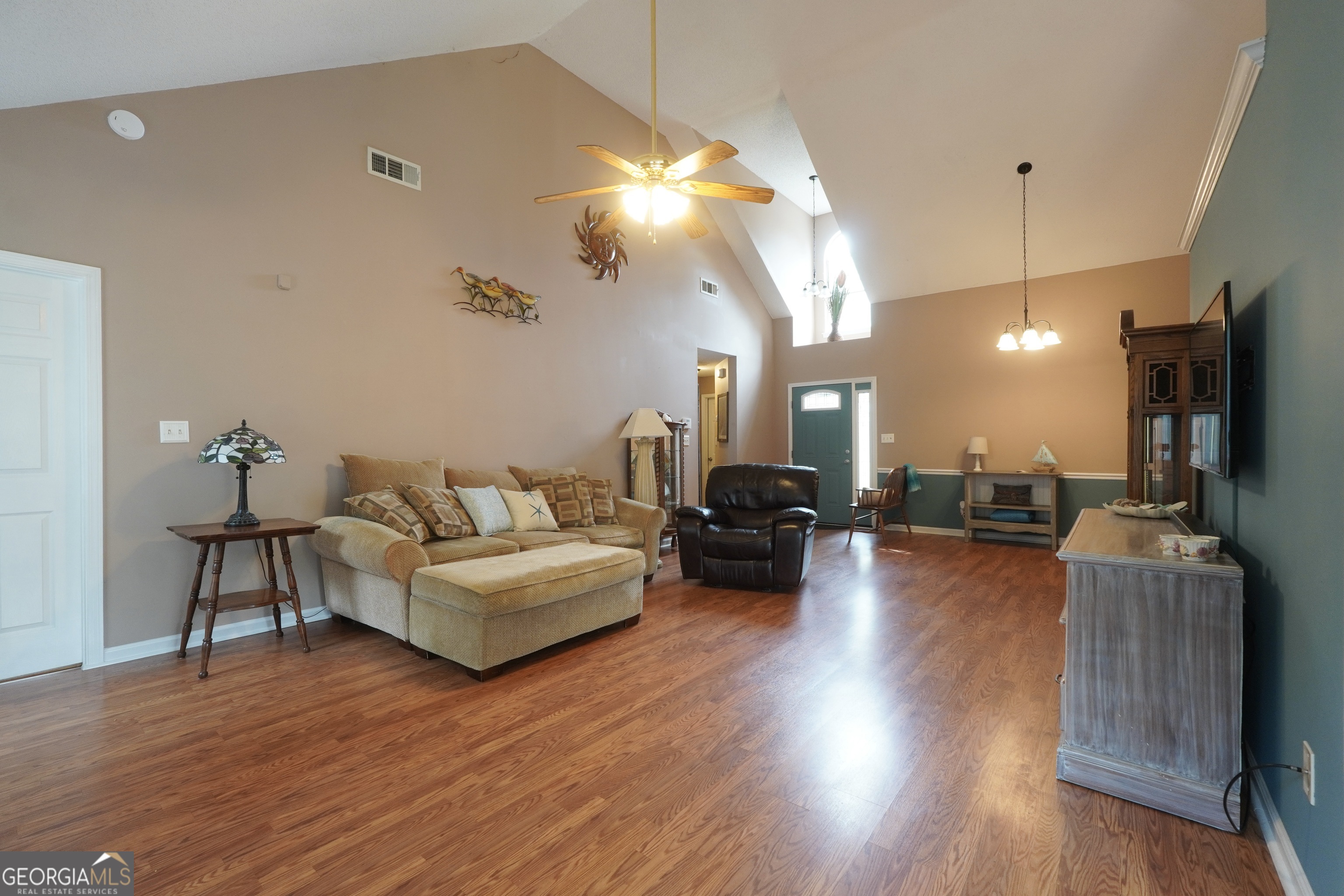 164 Lakepointe Court