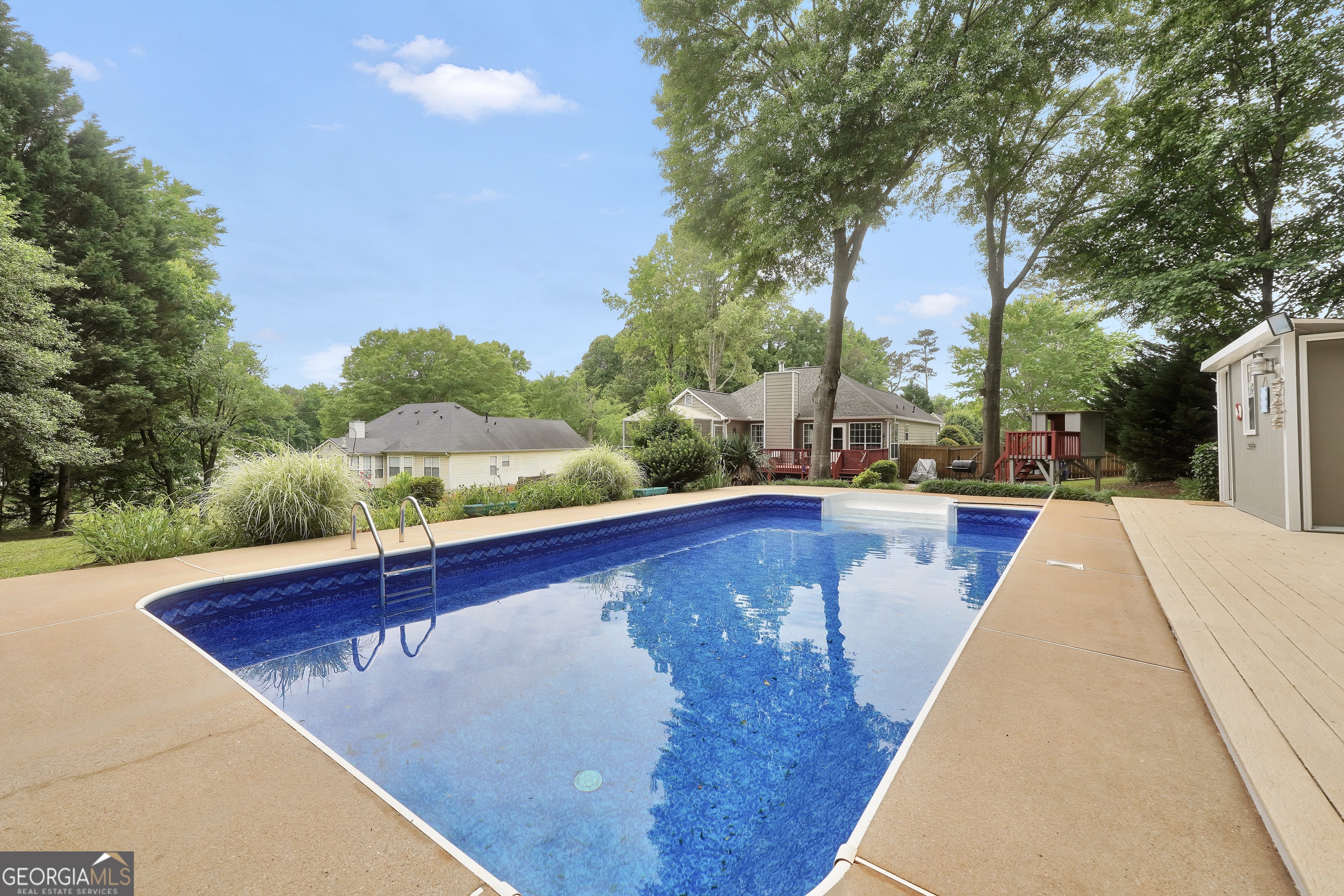 164 Lakepointe Court