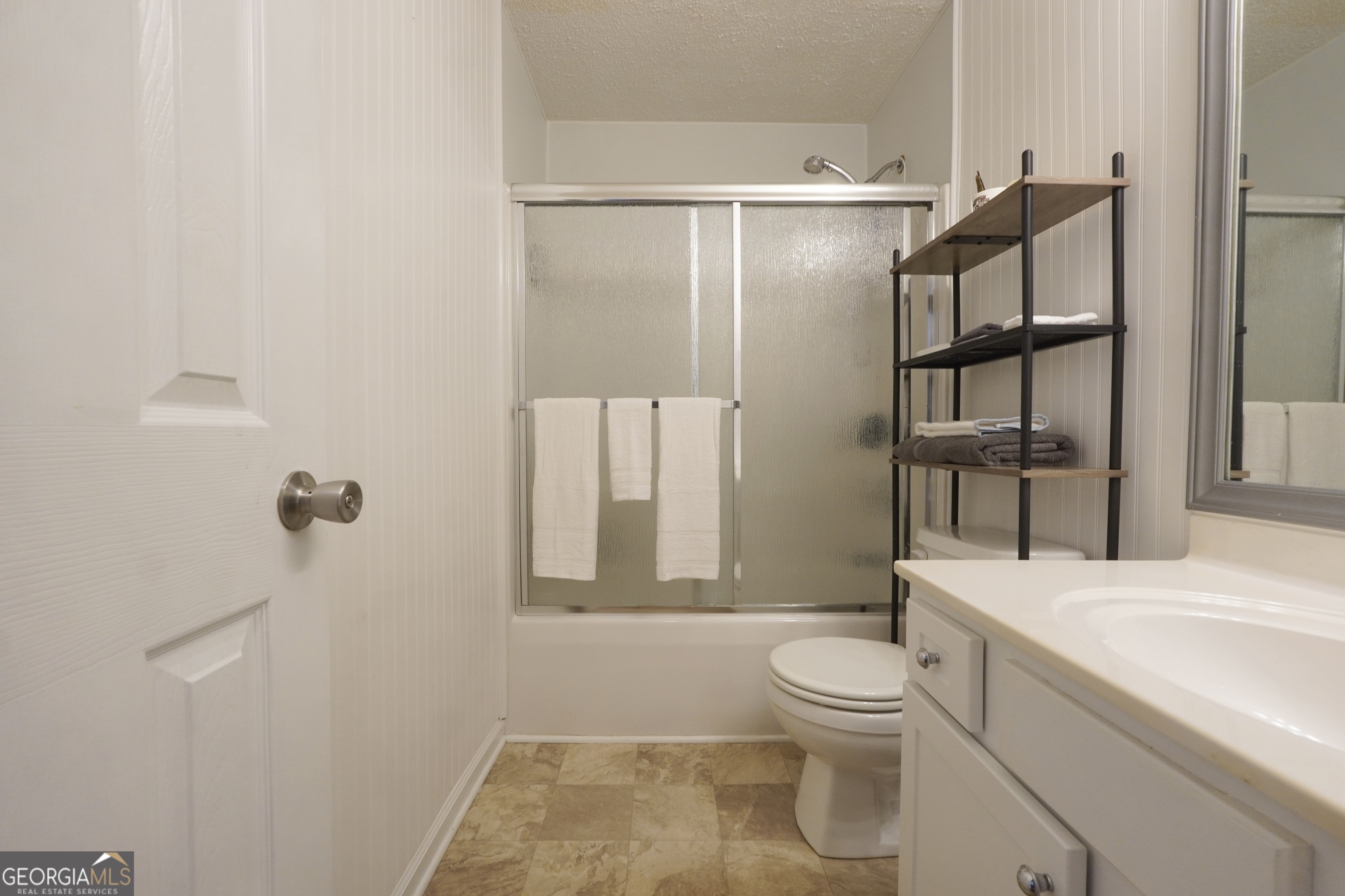 164 Lakepointe Court