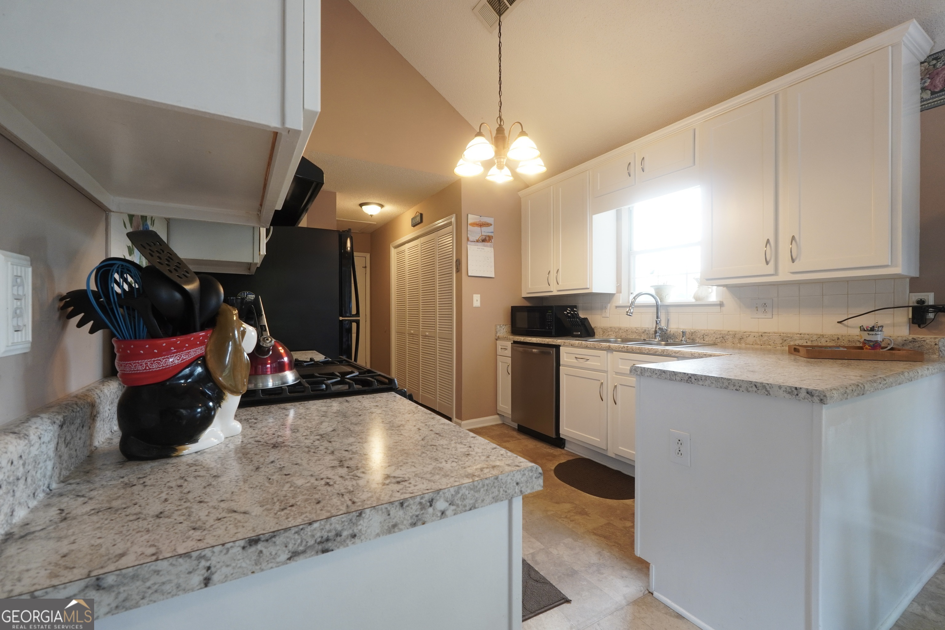 164 Lakepointe Court