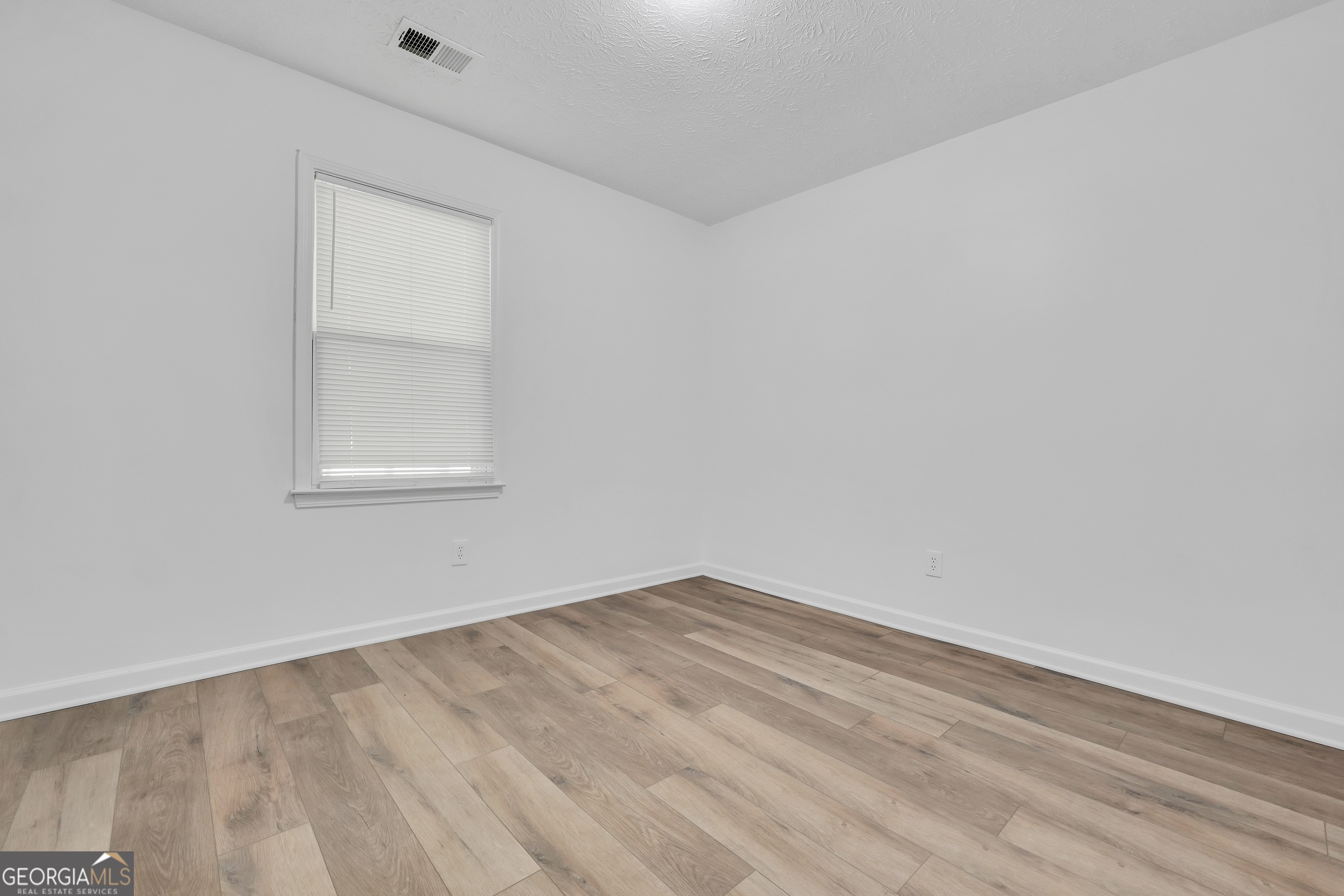 1187 Dixie Road