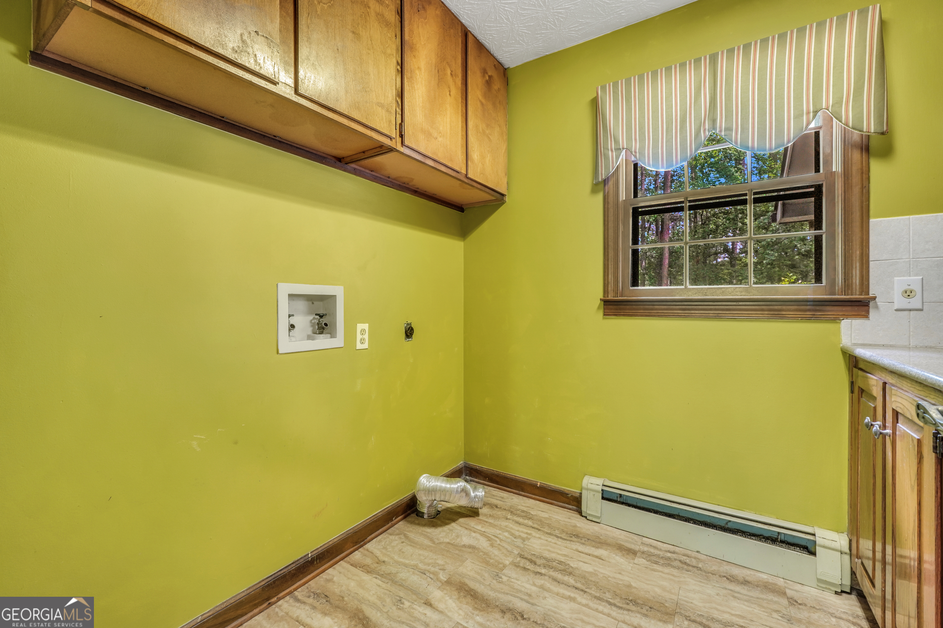 314 Winding Stream Trail SW