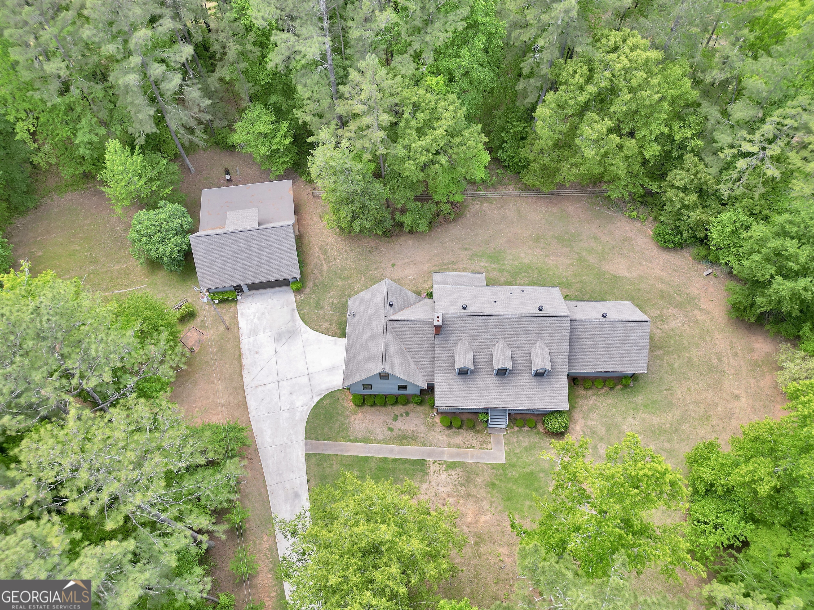 314 Winding Stream Trail SW
