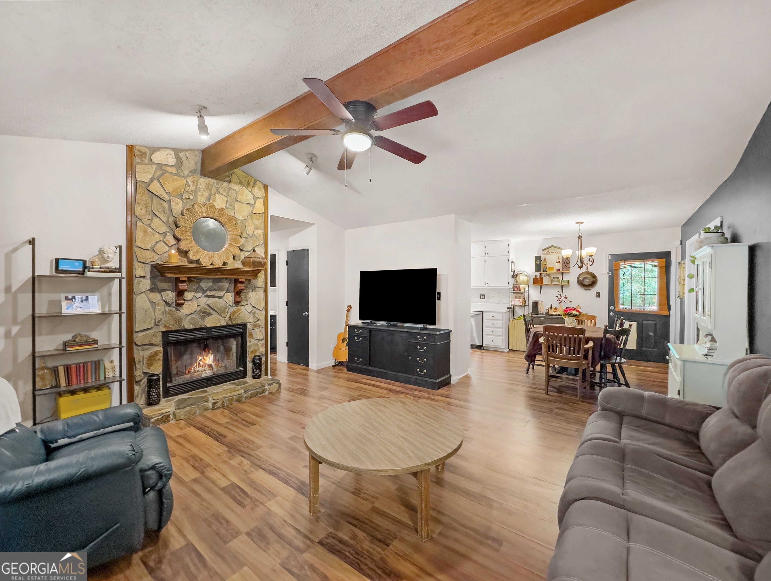 35 Pleasant Valley Road