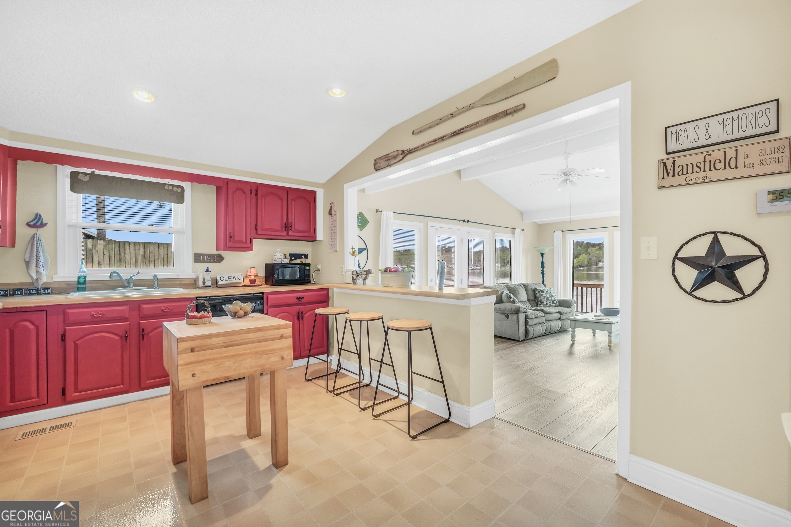 216 Deep Water Road
