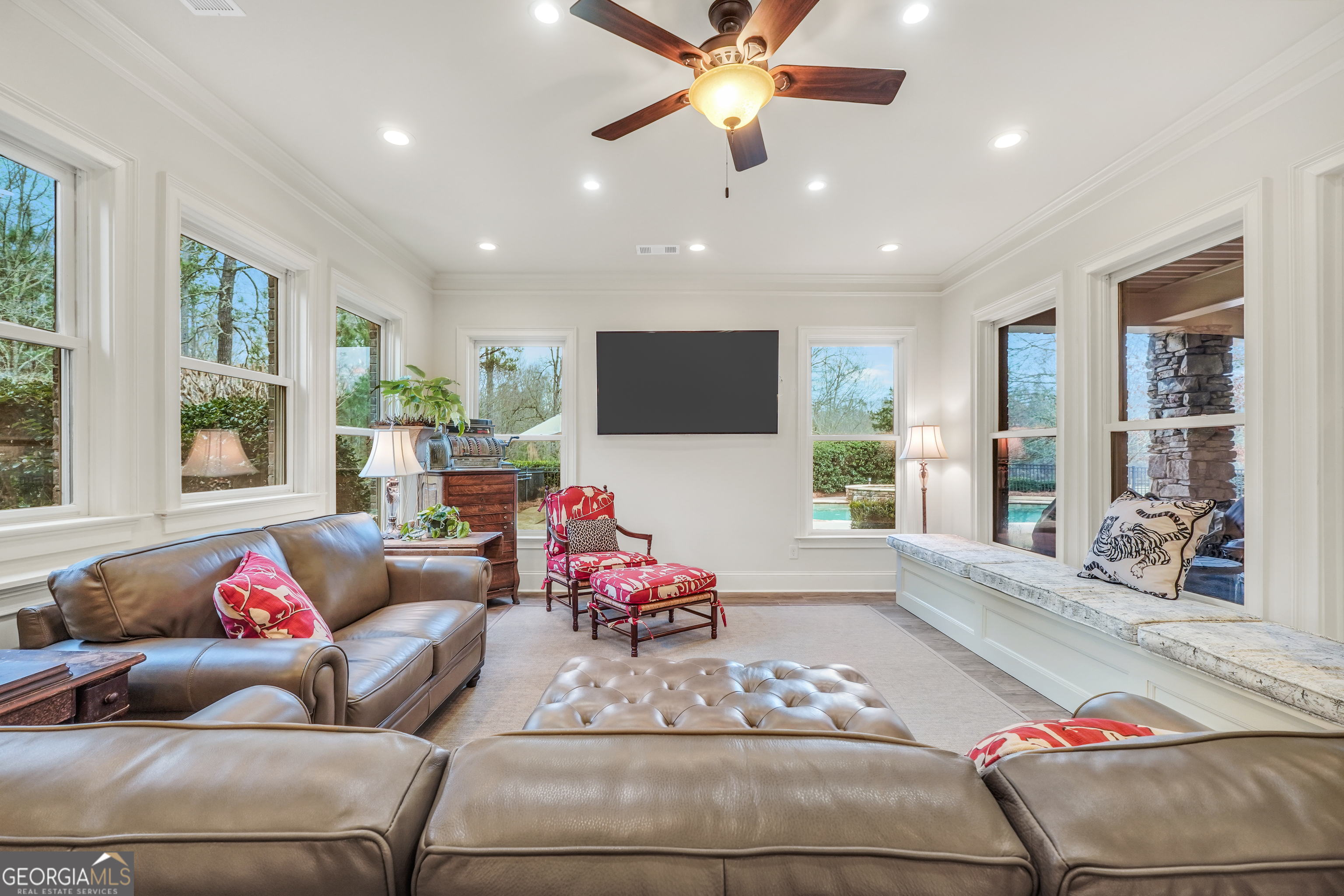 610 Elliott Road