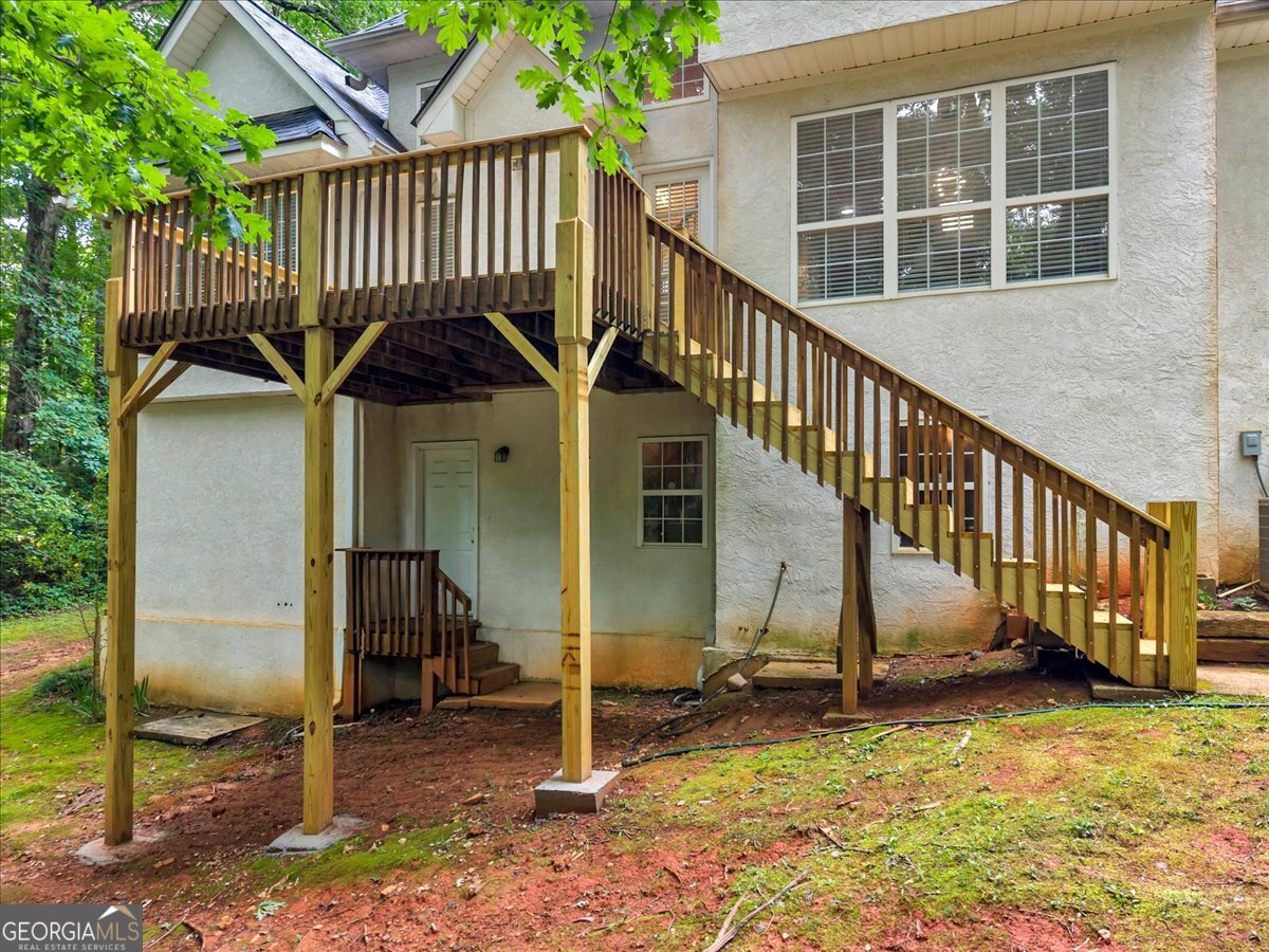 75 Paradise Court