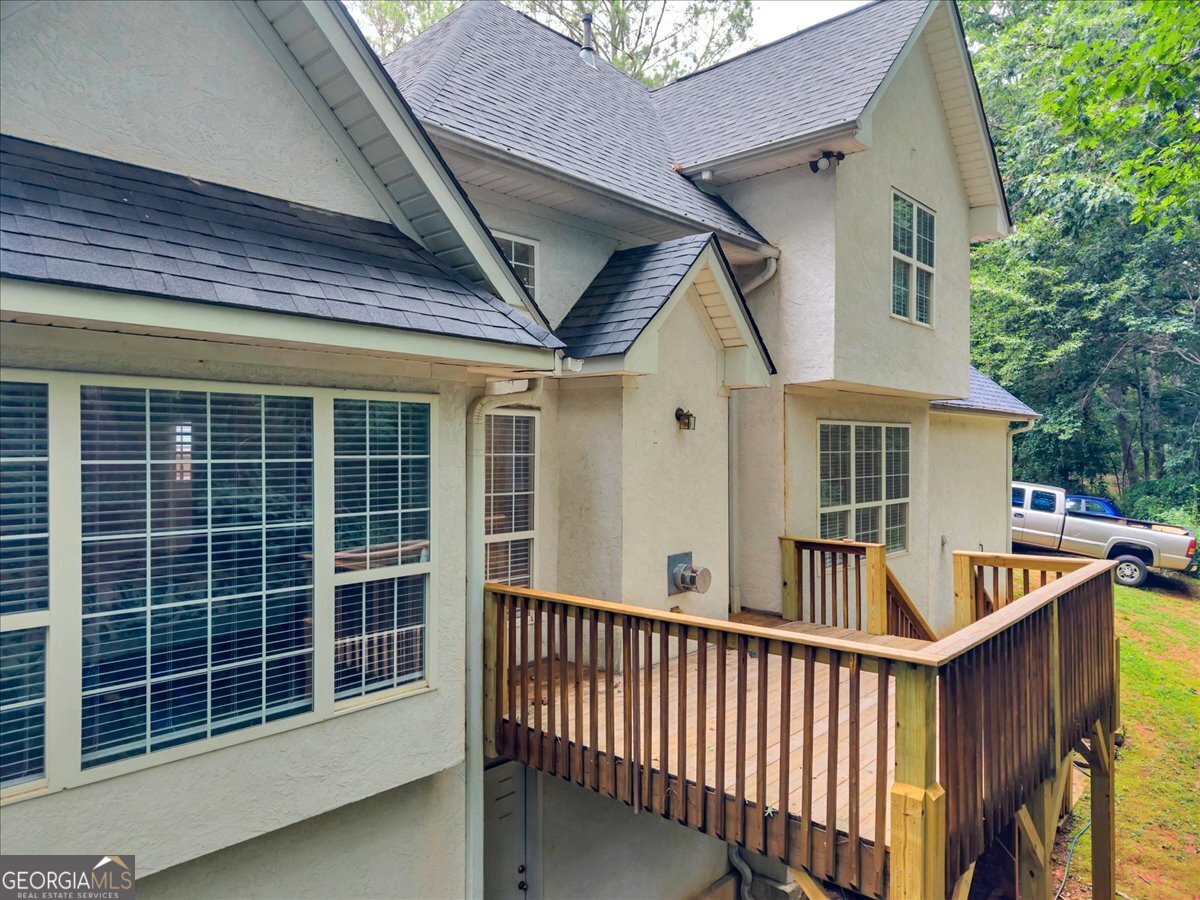 75 Paradise Court