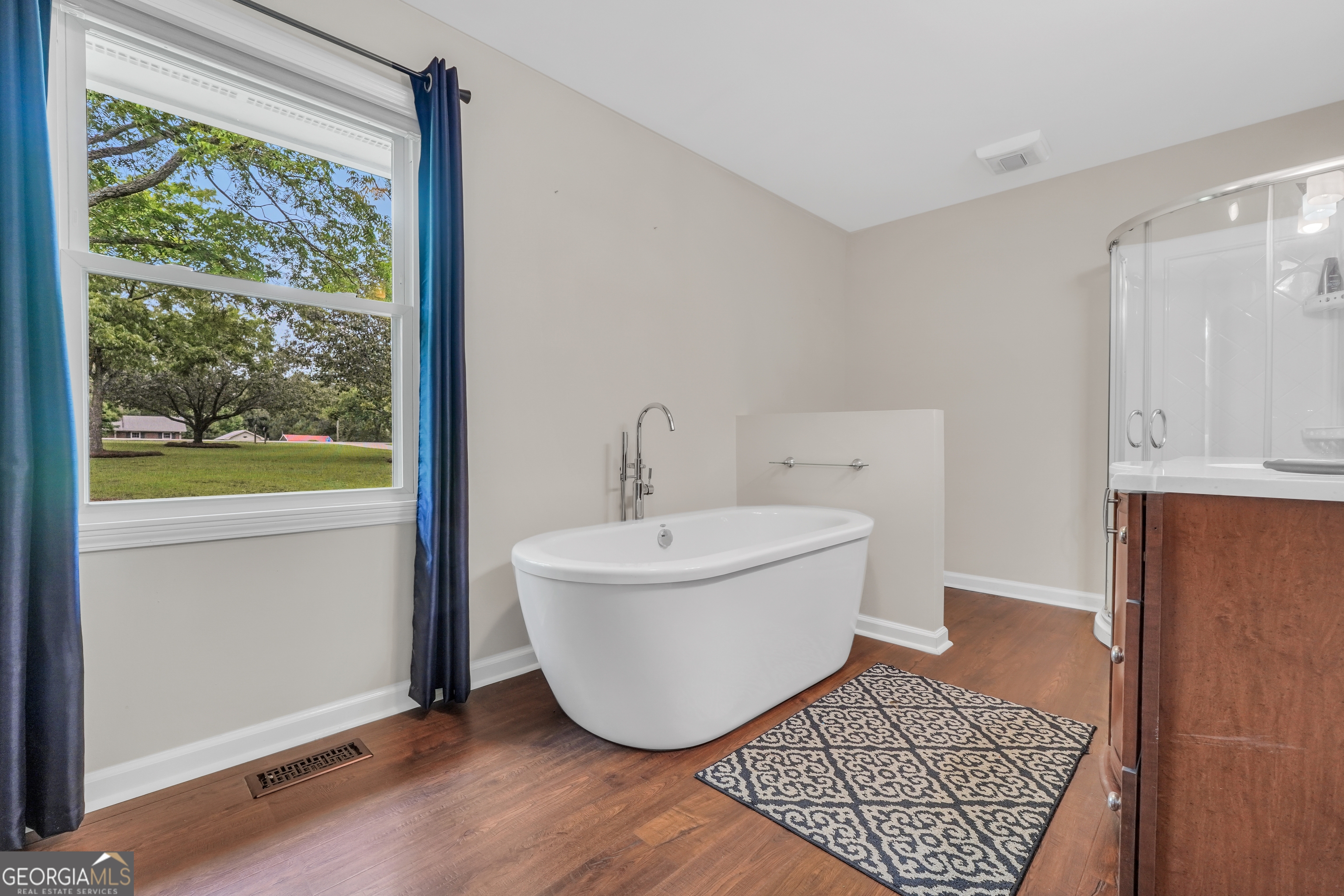 112 N Walkers Mill Road