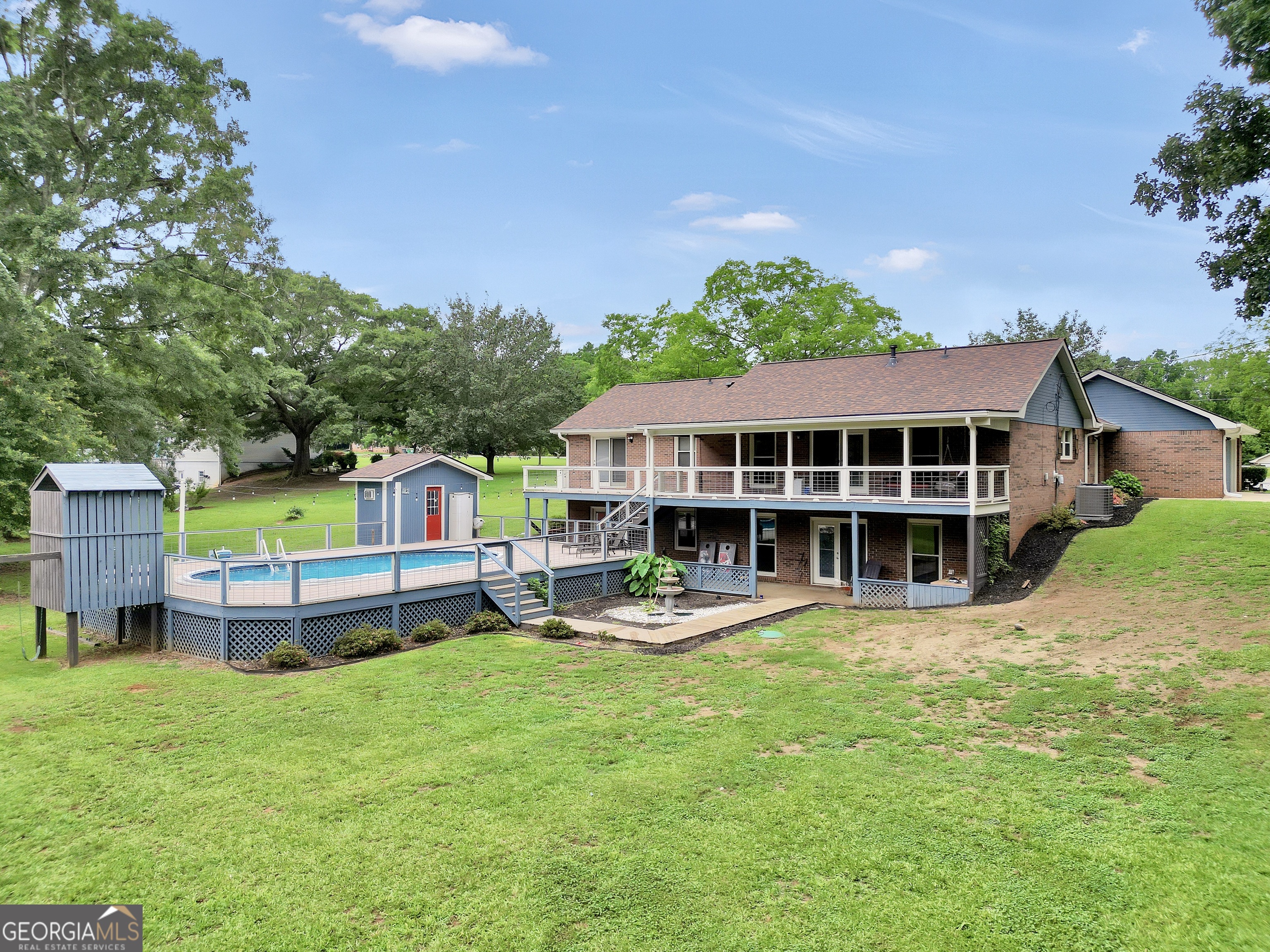 112 N Walkers Mill Road