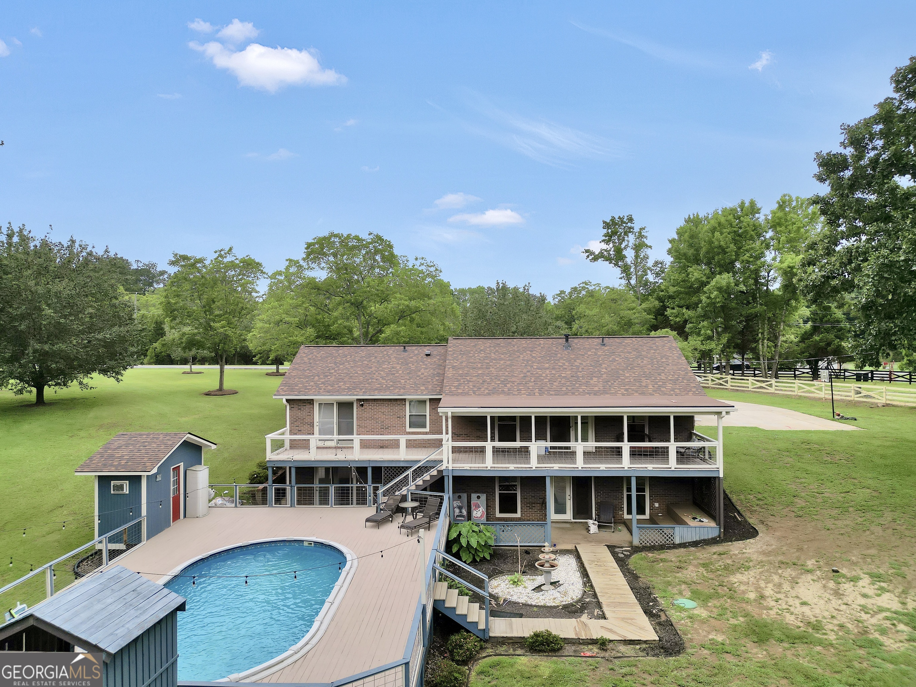 112 N Walkers Mill Road