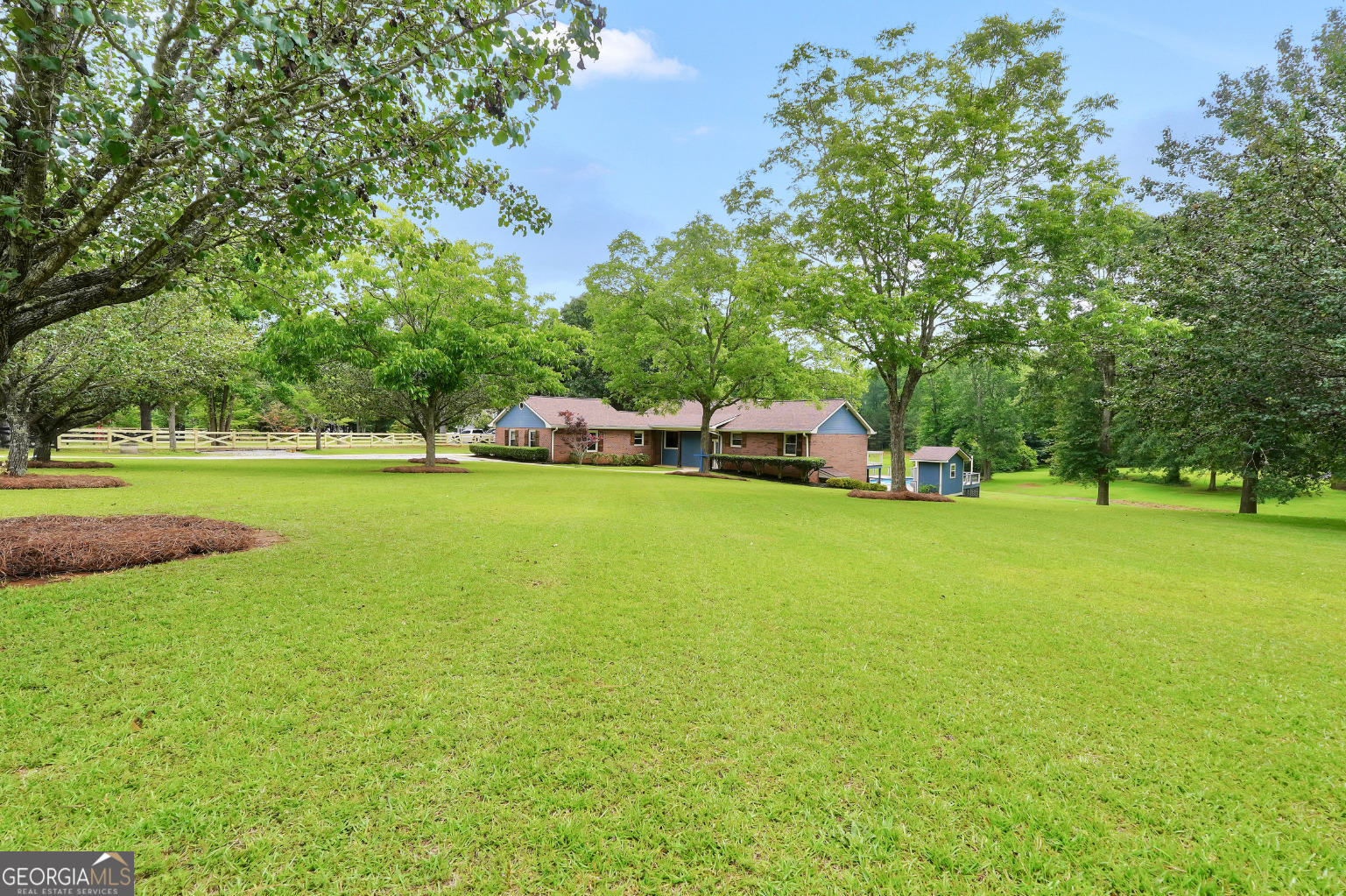 112 N Walkers Mill Road